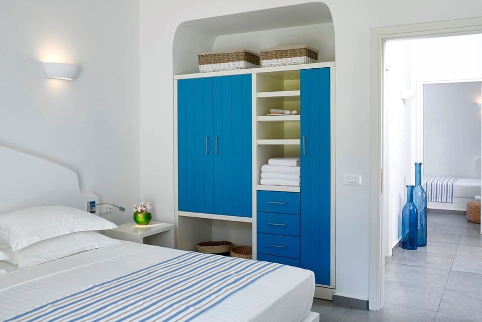 room-types-LTHALASSA-TWOBED-0.jpg