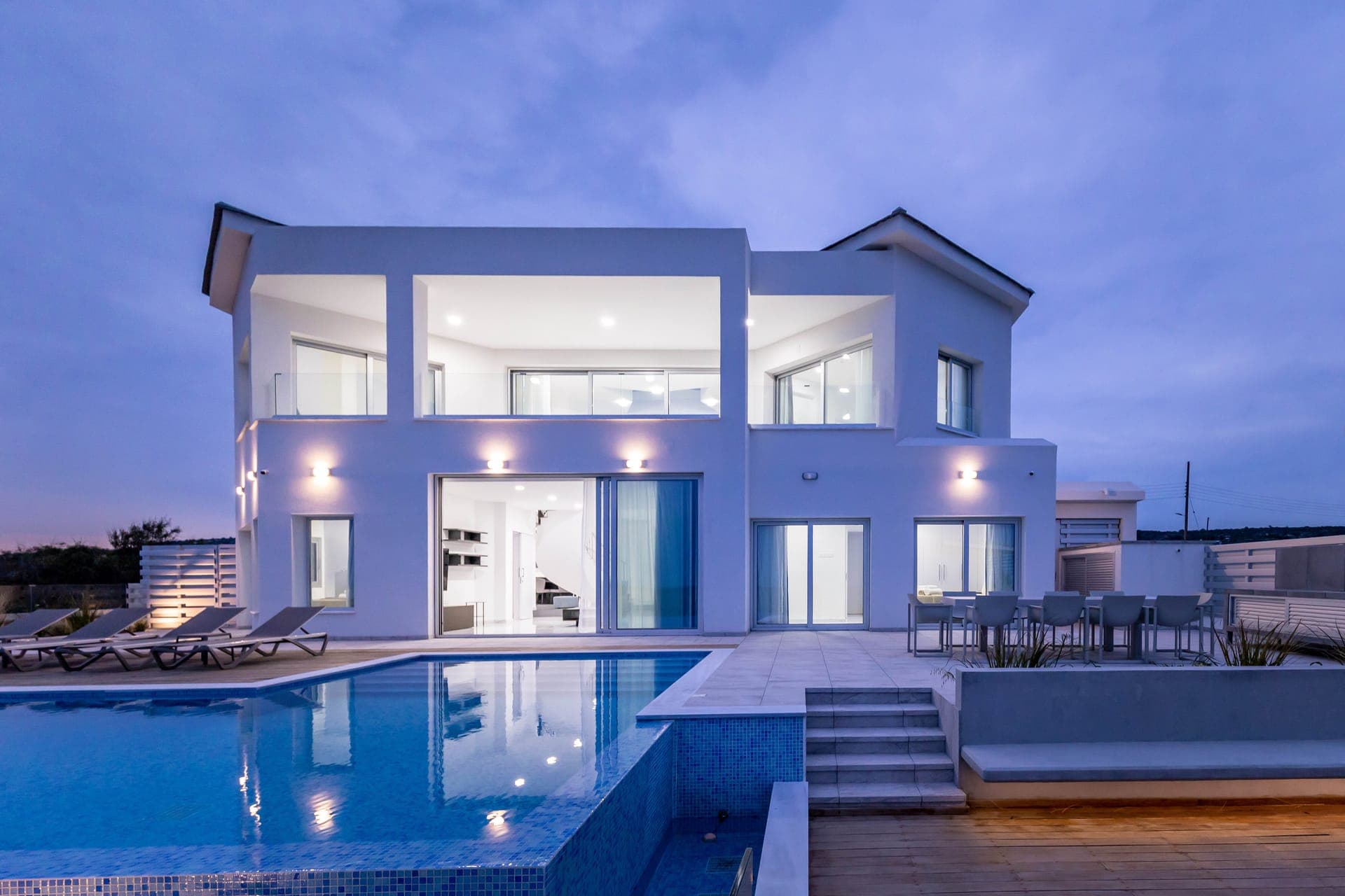 room-types-LUXELVILLA-MEDITE-0.jpg