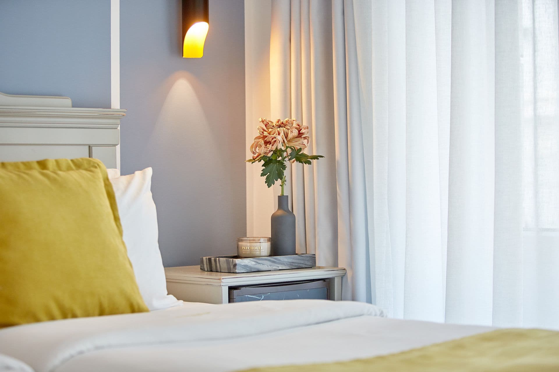 room-types-LUXEMBOURG-SGL-0.jpg