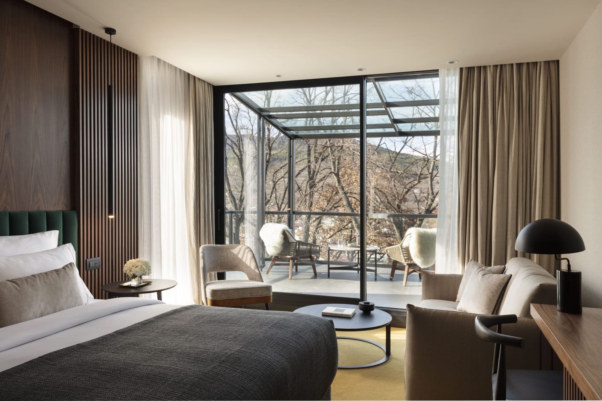 room-types-LYNX-PREM-0.jpg