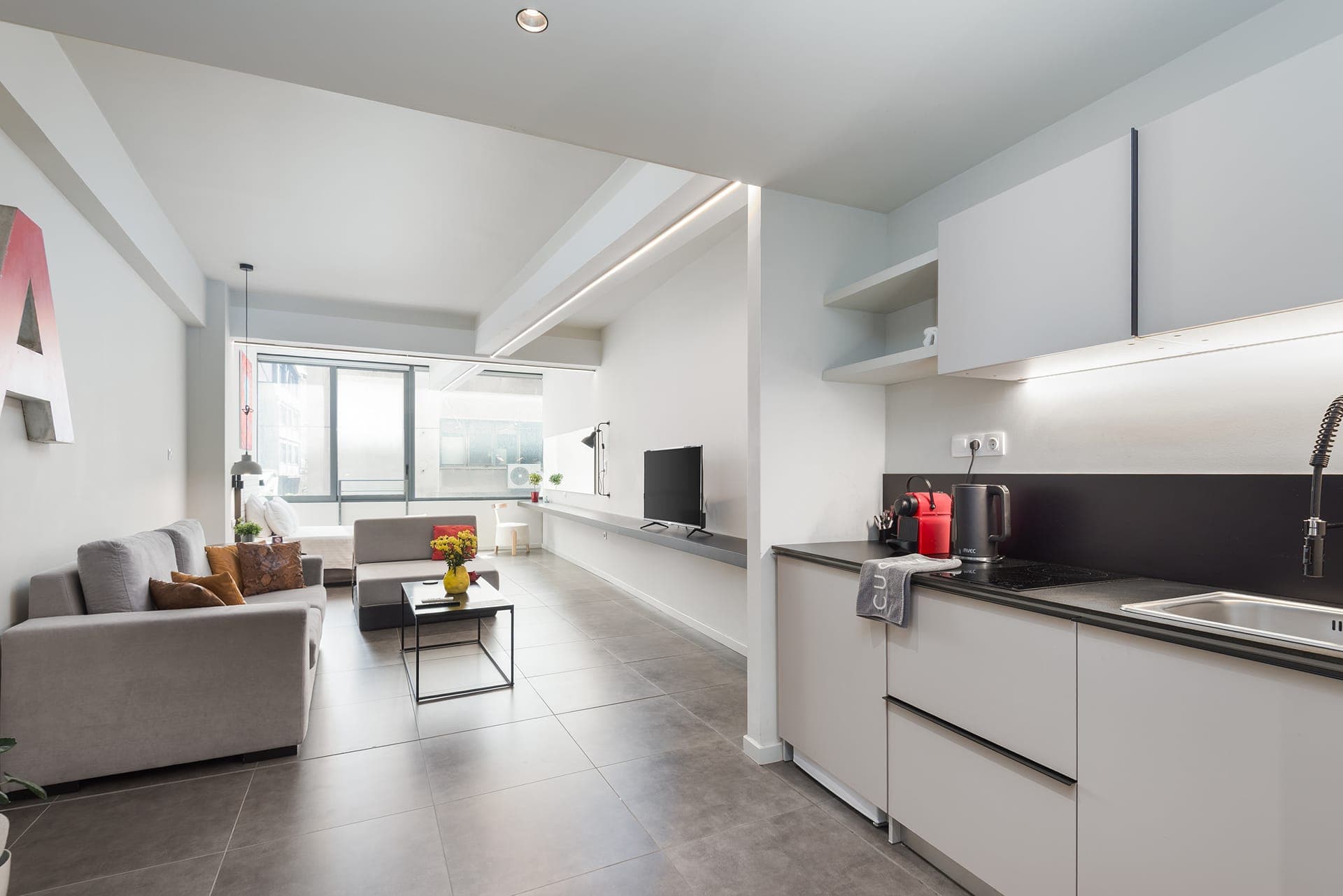 room-types-M17SUITES-DLXSU-0.jpg