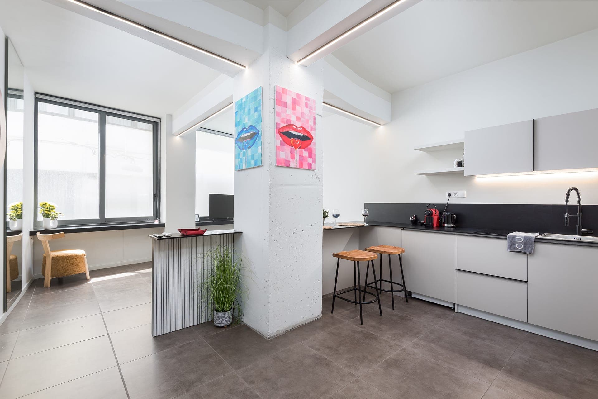room-types-M17SUITES-SSTD-0.jpg