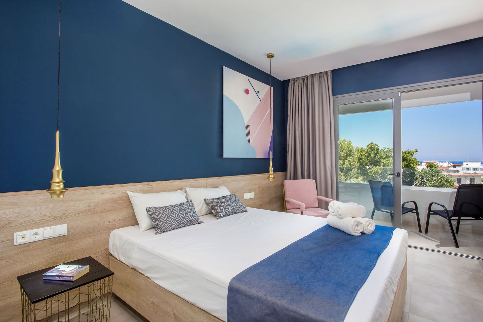 room-types-MADISONHOT-DBL-0.jpg