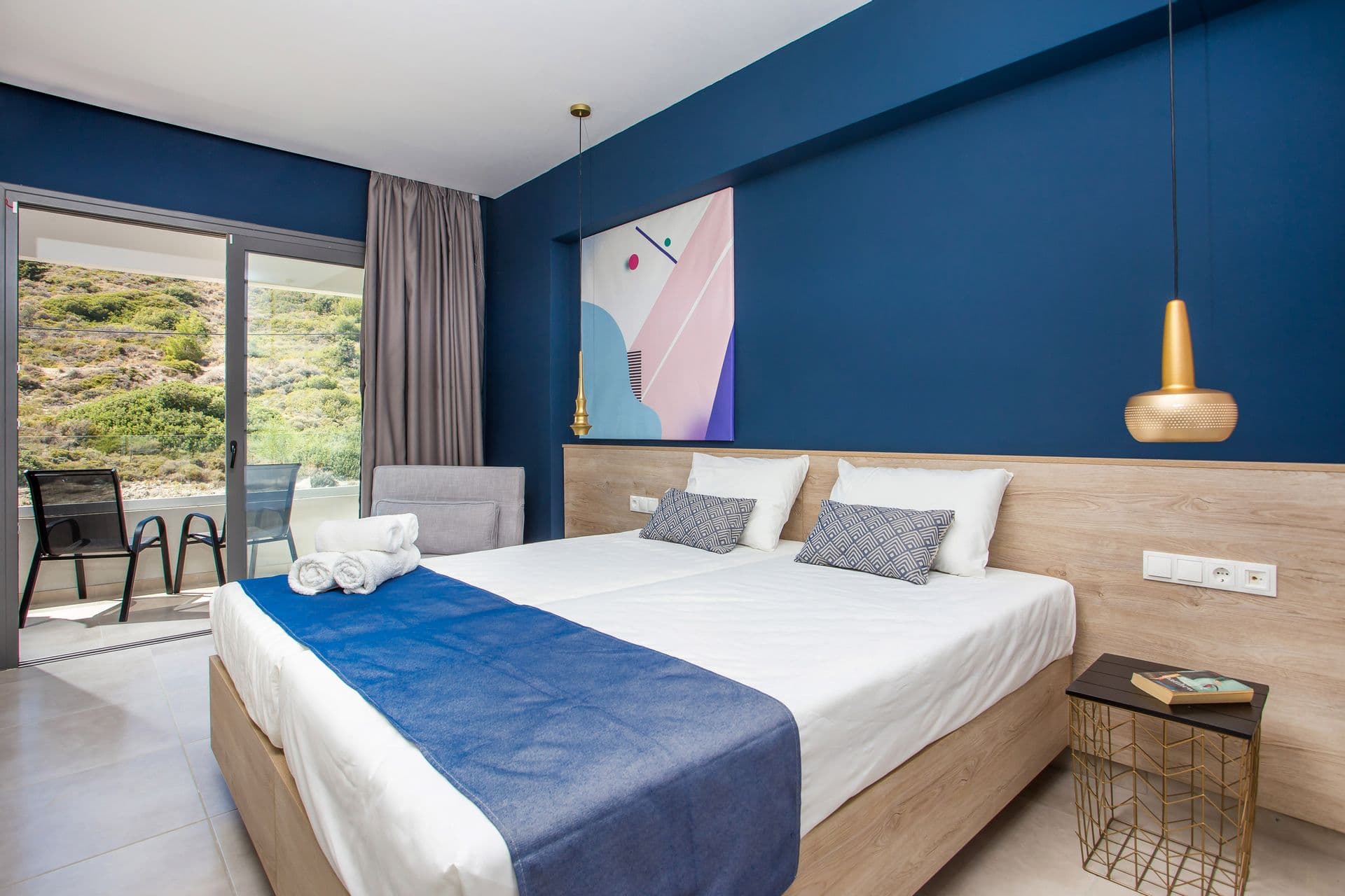 room-types-MADISONHOT-TRIPLE-0.jpg