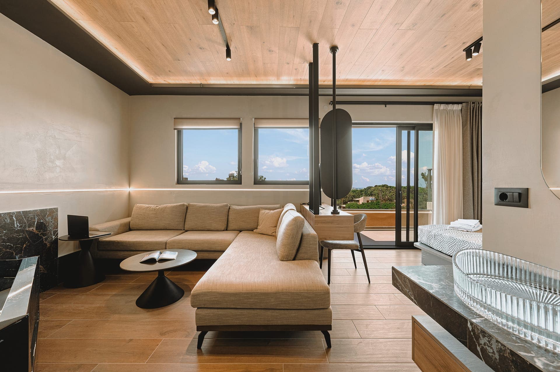room-types-MAHAHER-JSU401-0.jpg