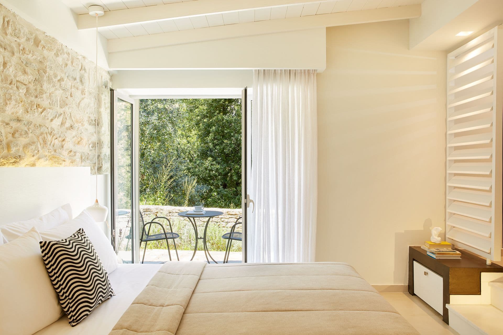 room-types-MAKRYAMMOS-SUPJS-0.jpg