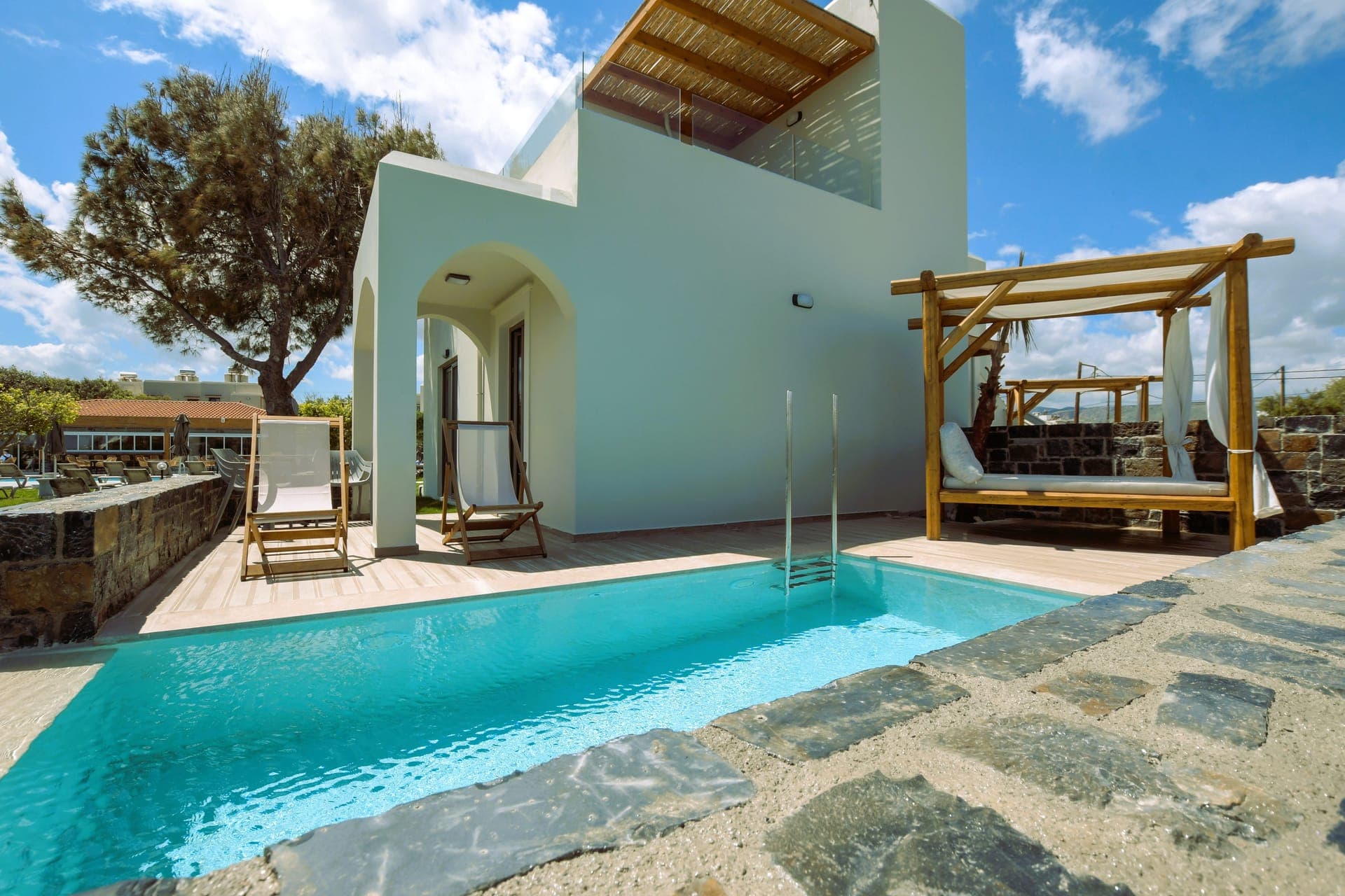 room-types-MALENACRT-POOL-0.jpg