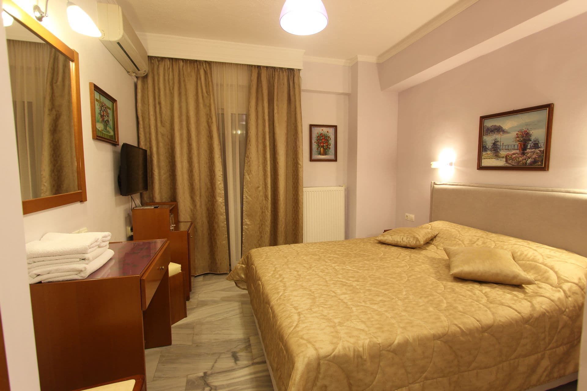 room-types-MALLAS-DBL-0.jpg