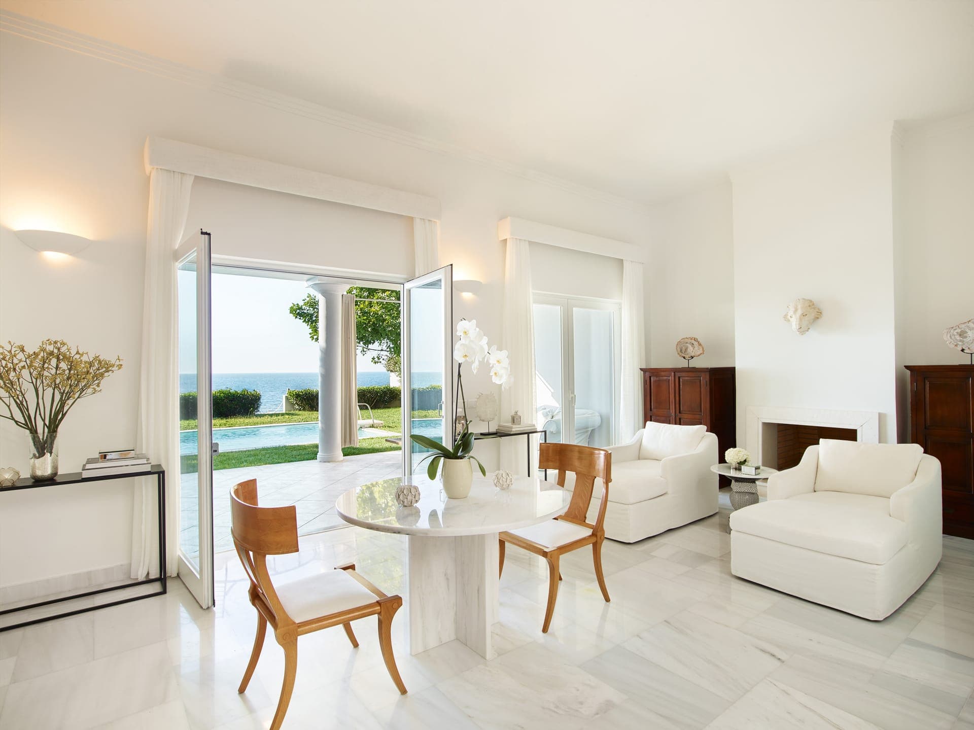 room-types-MANDOLAROS-VLS2PN-0.jpg