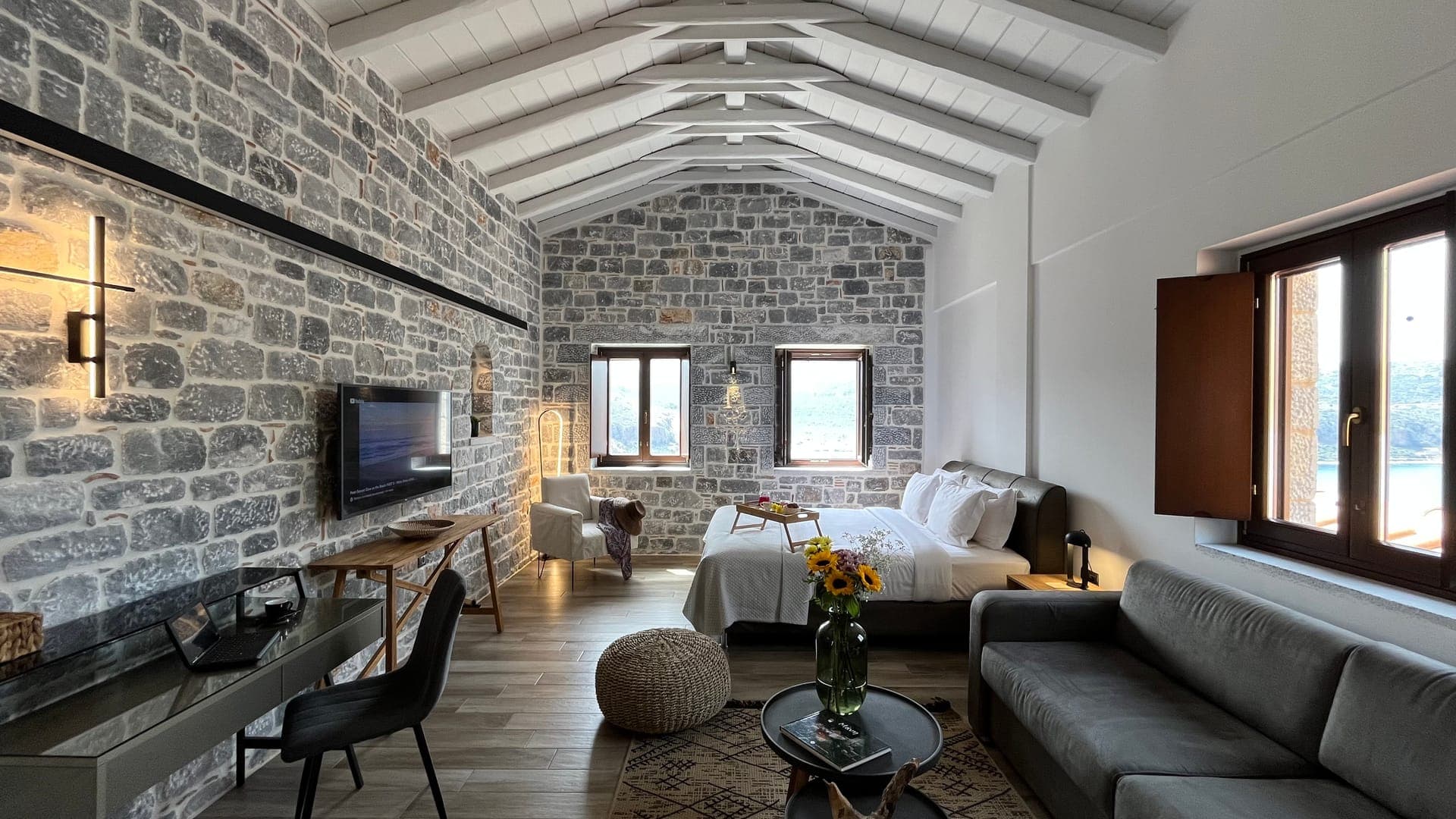 room-types-MANIFEST-JUNSVU-0.jpg