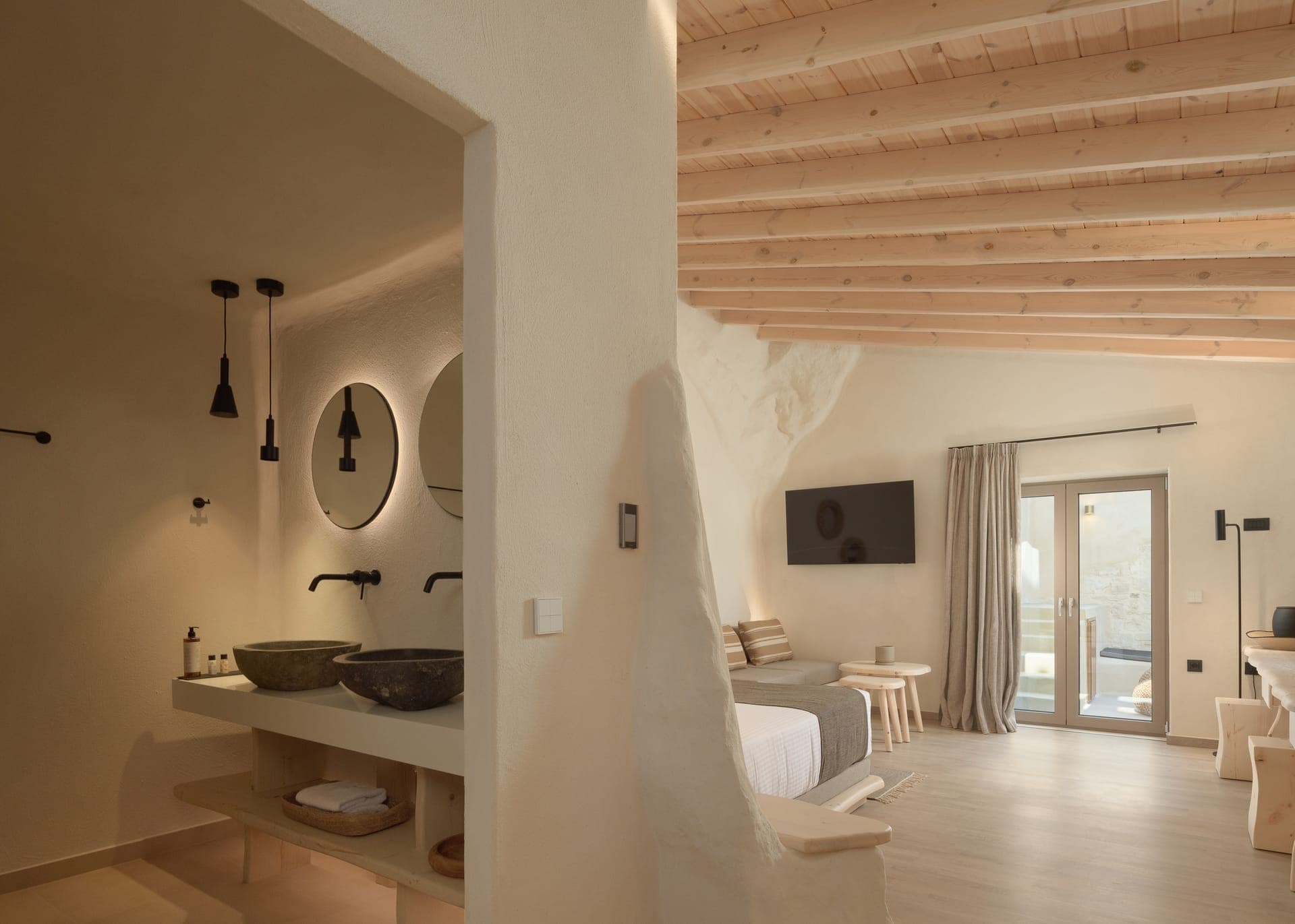 room-types-MANILI-ELATI-0.jpg