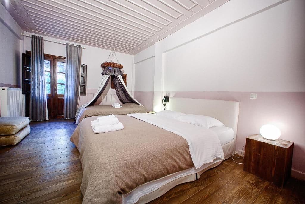 room-types-MANTANIA-CMFTRI-0.jpg