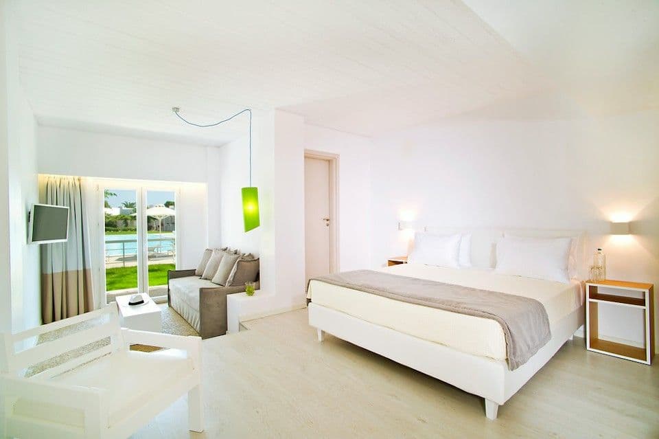 room-types-MARATHONB-MBRSUI-0.jpg