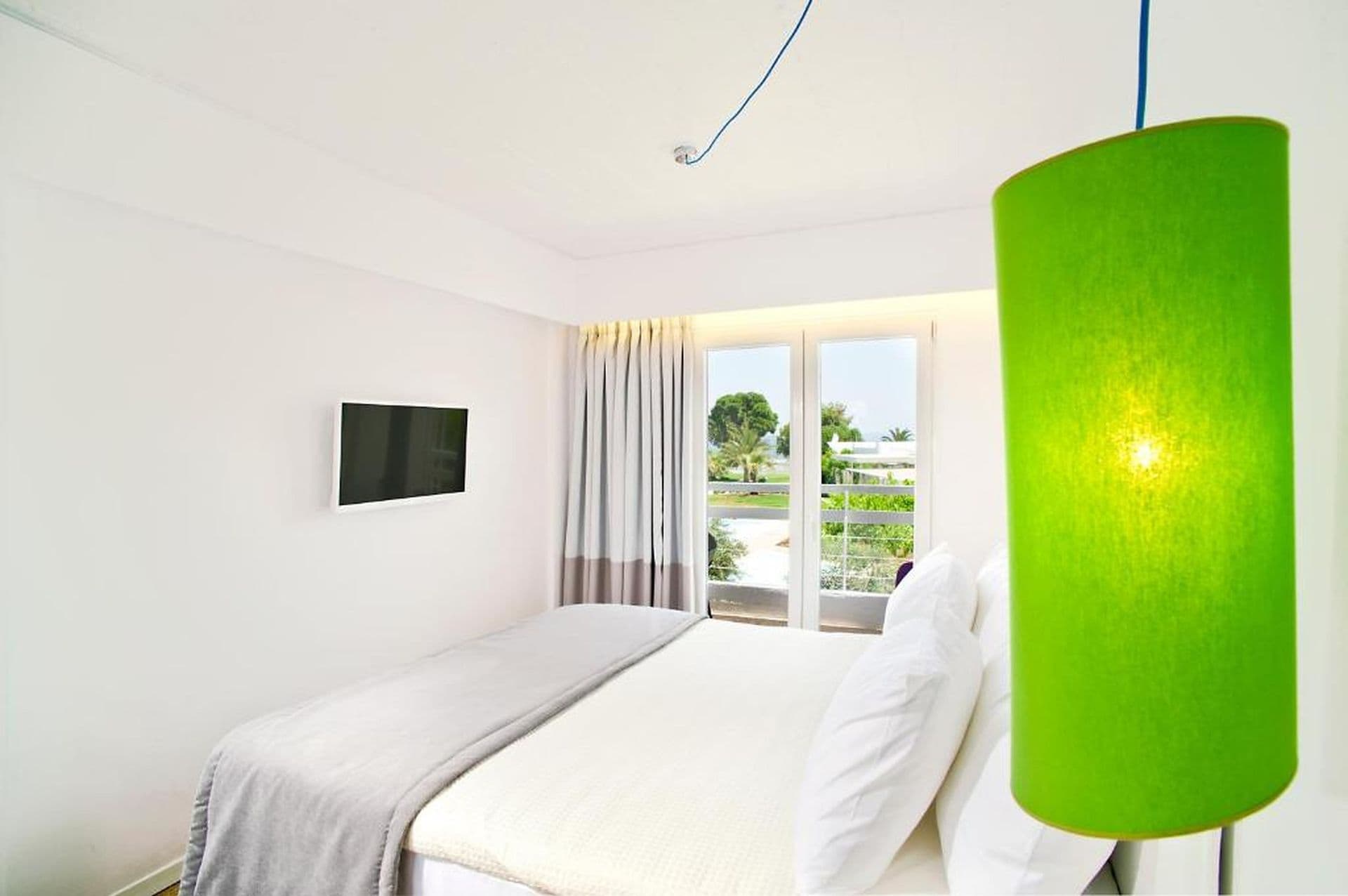 room-types-MARATHONB-PDRSV-0.jpg