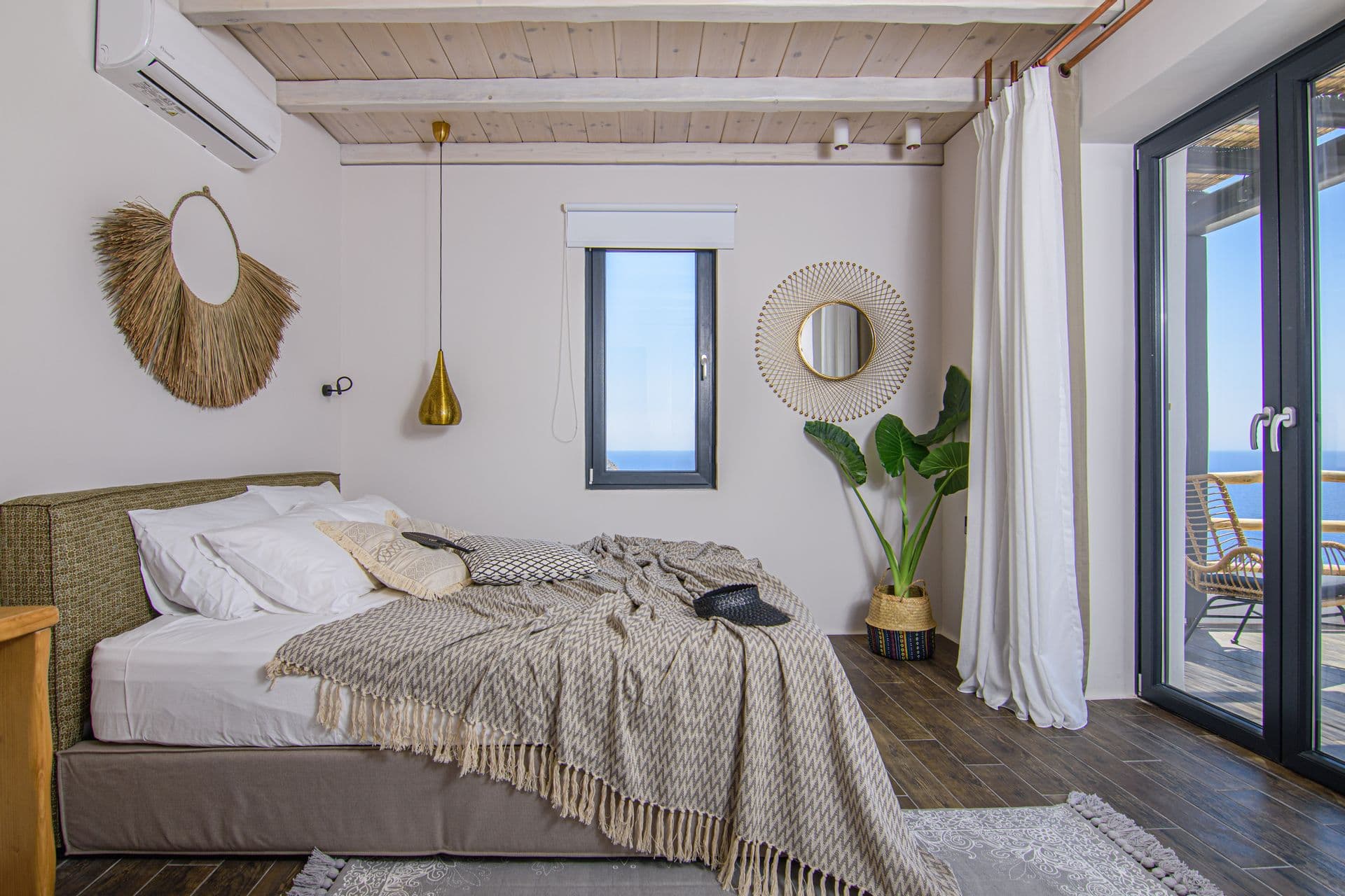 room-types-MAREGOLD-ACACIA-0.jpg