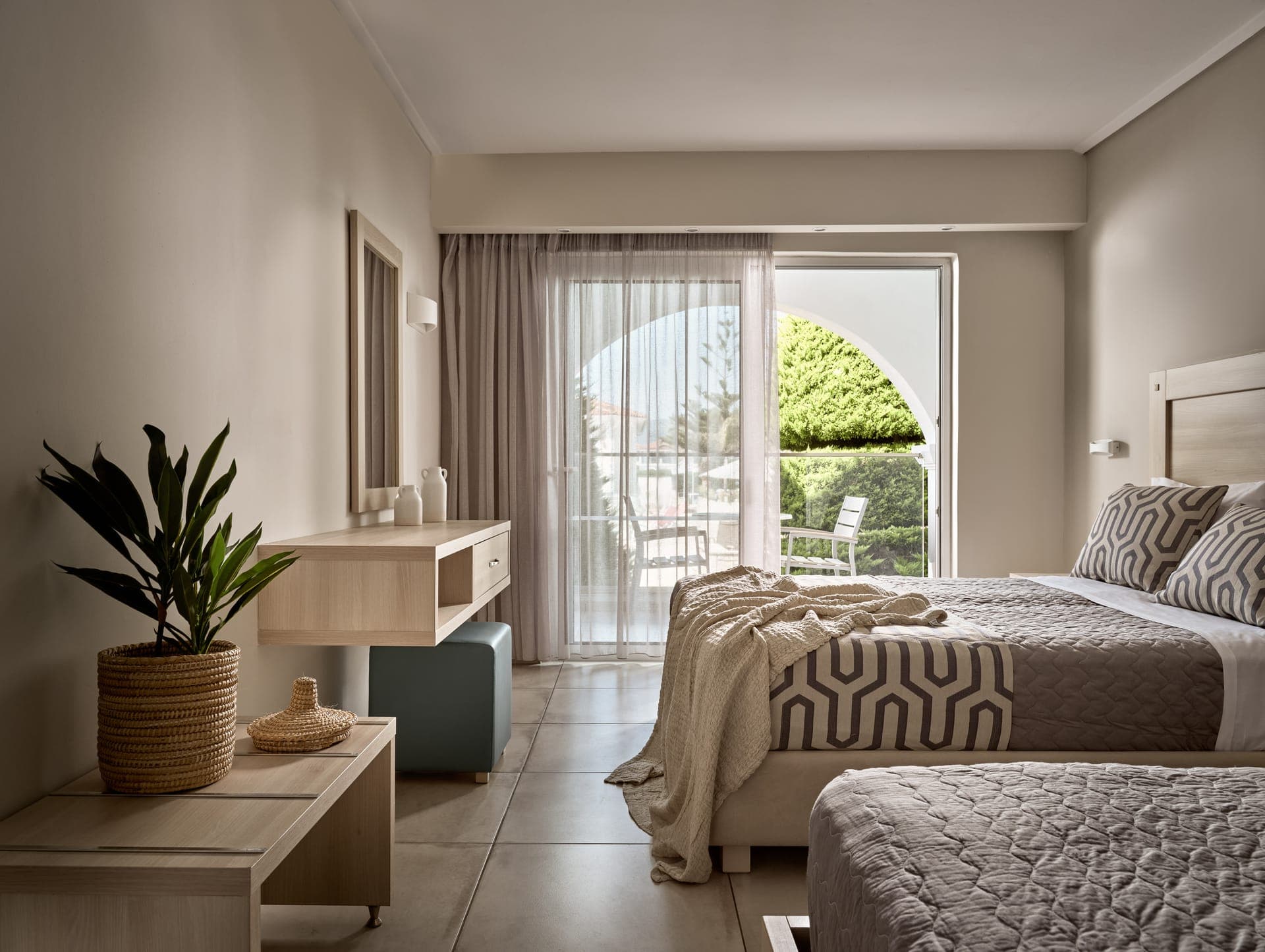 room-types-MARELEN-DBLTW-0.jpg