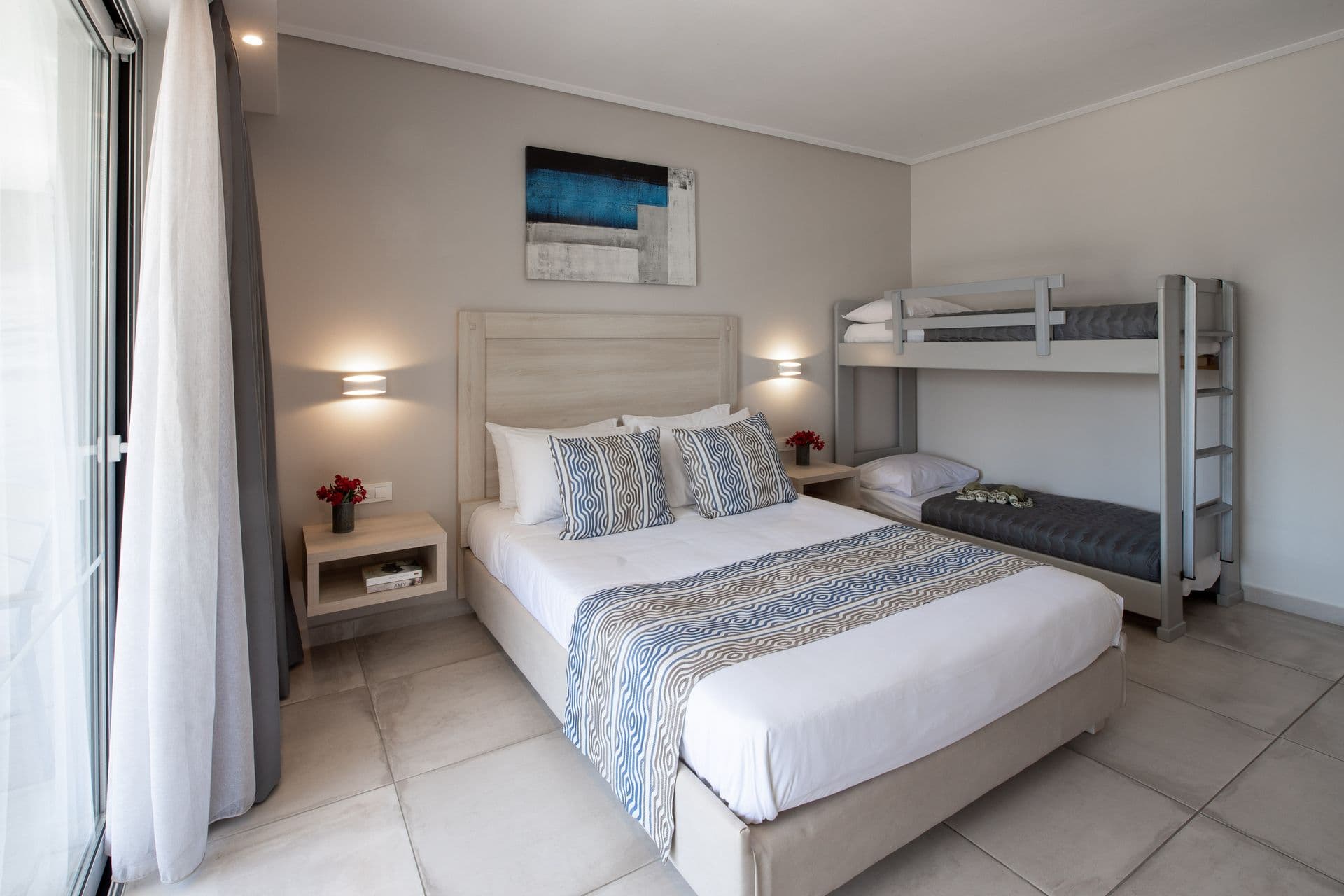 Superior Family room with bunkbeds