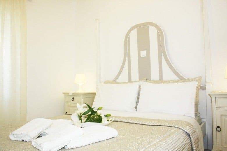room-types-MARIAKIS-BONATS-0.jpg
