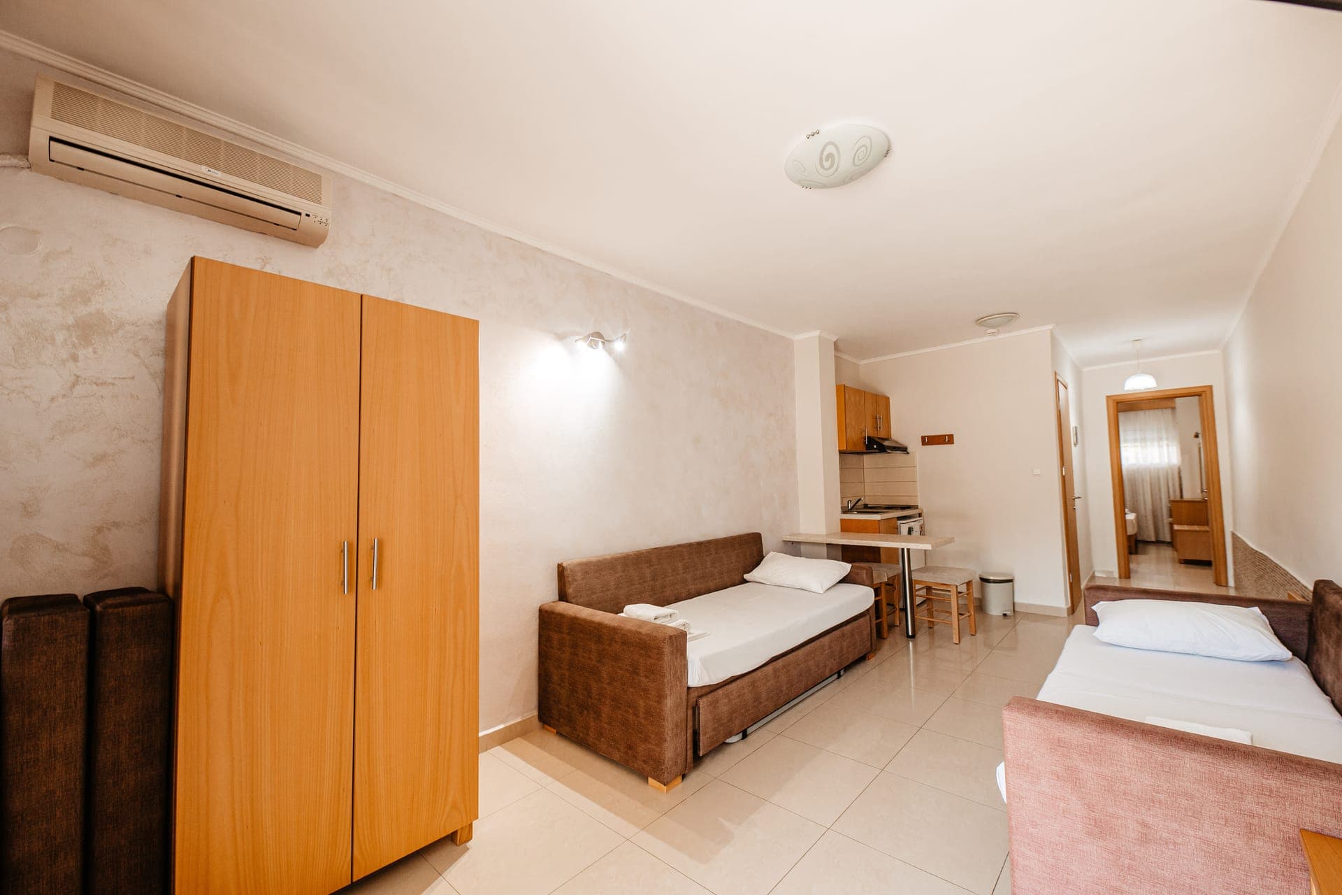 room-types-MARIALENAT-GFLA-0.jpg