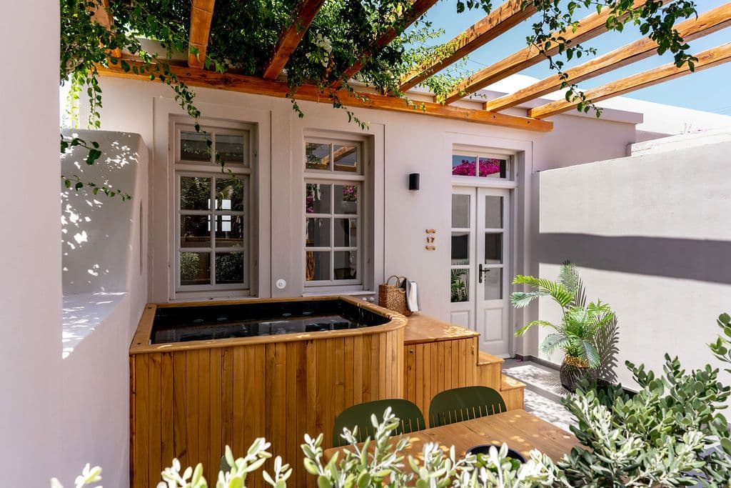 room-types-MARILLIA-SUITE-0.jpg