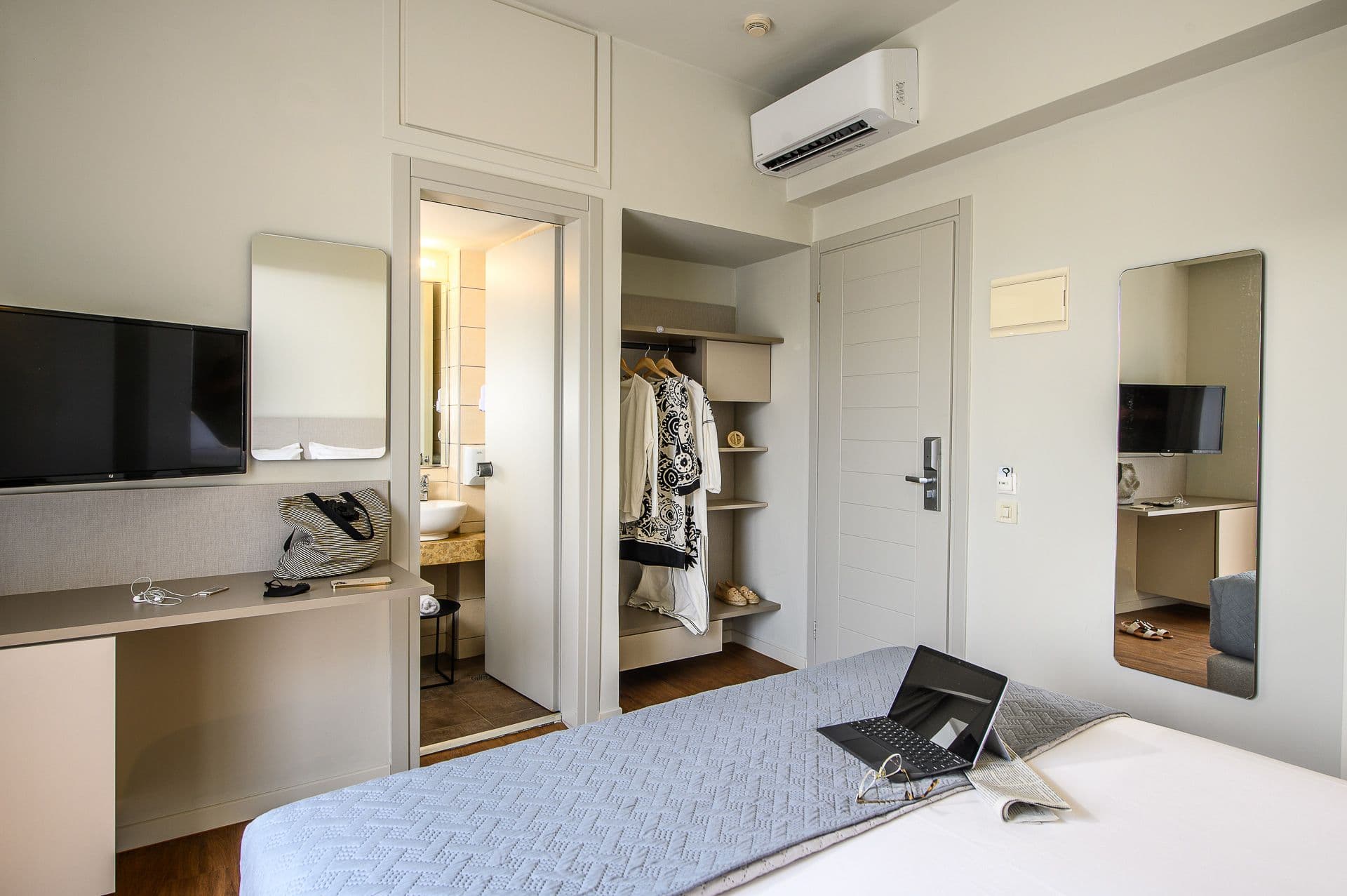 room-types-MARINE-DBL-0.jpg