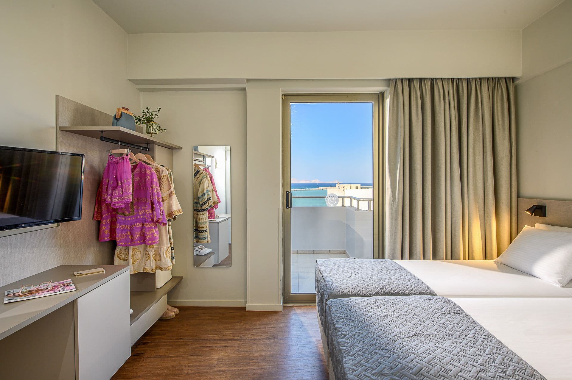 room-types-MARINE-DBLSV-0.jpg