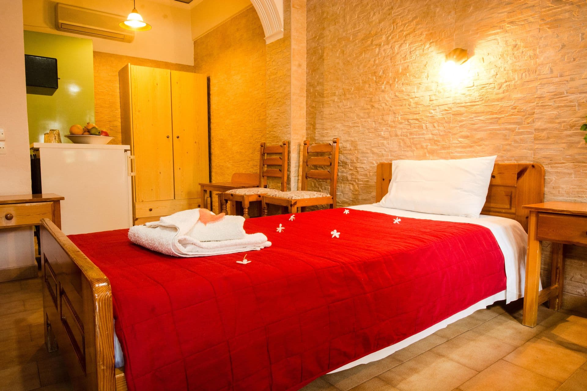 room-types-MATALADIMR-SINGLE-0.jpg