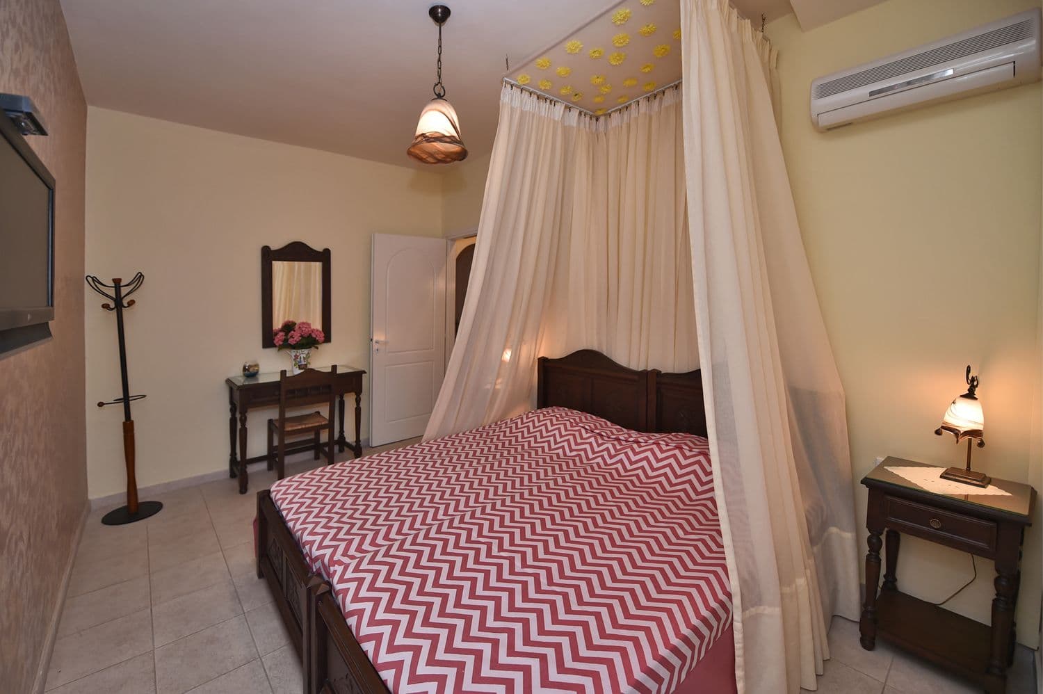 room-types-MATAS-DLXAPA-0.jpg