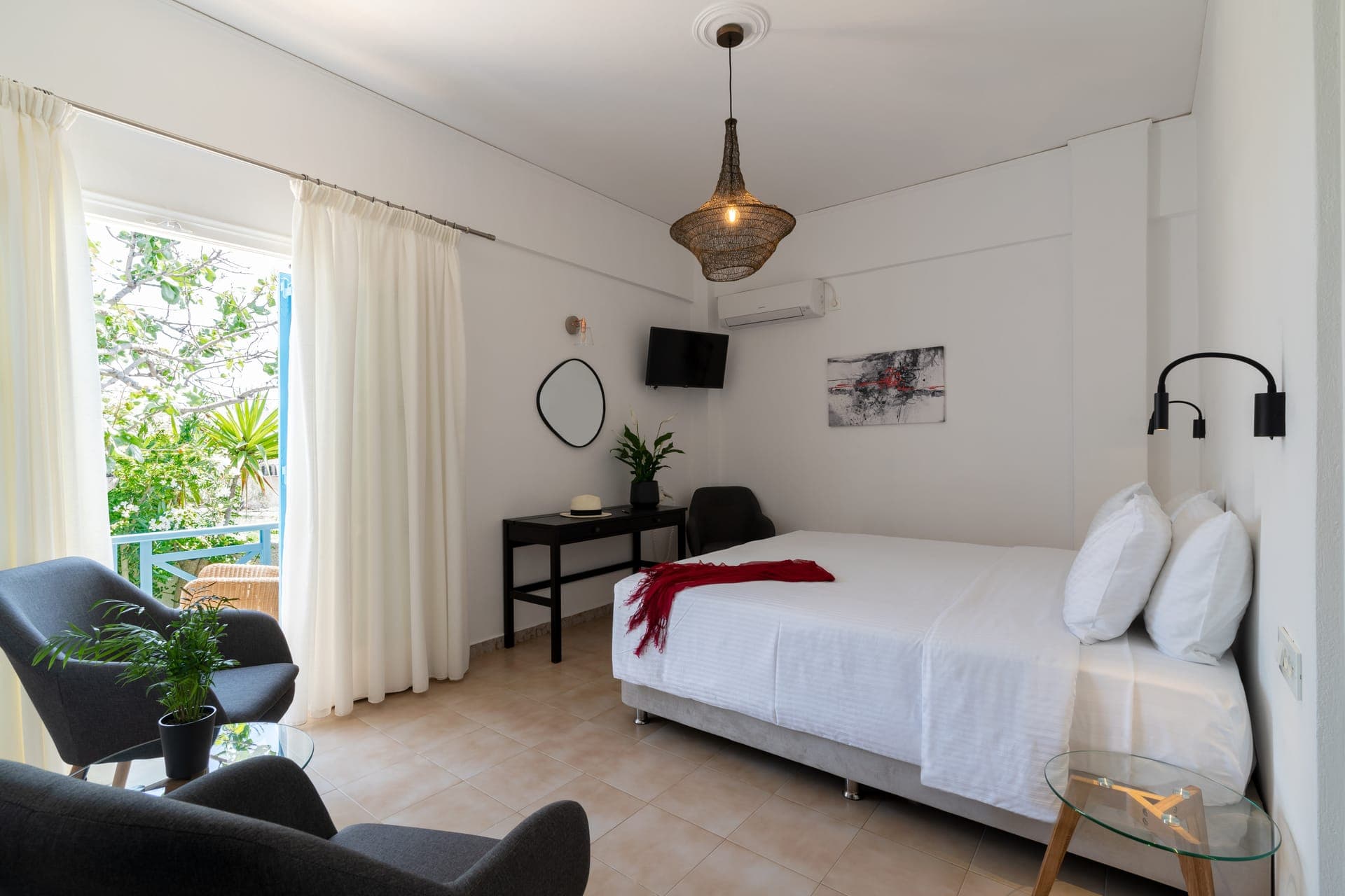 SUPERIOR DOUBLE ROOM HOTEL MATINA KAMARI SANTORINI