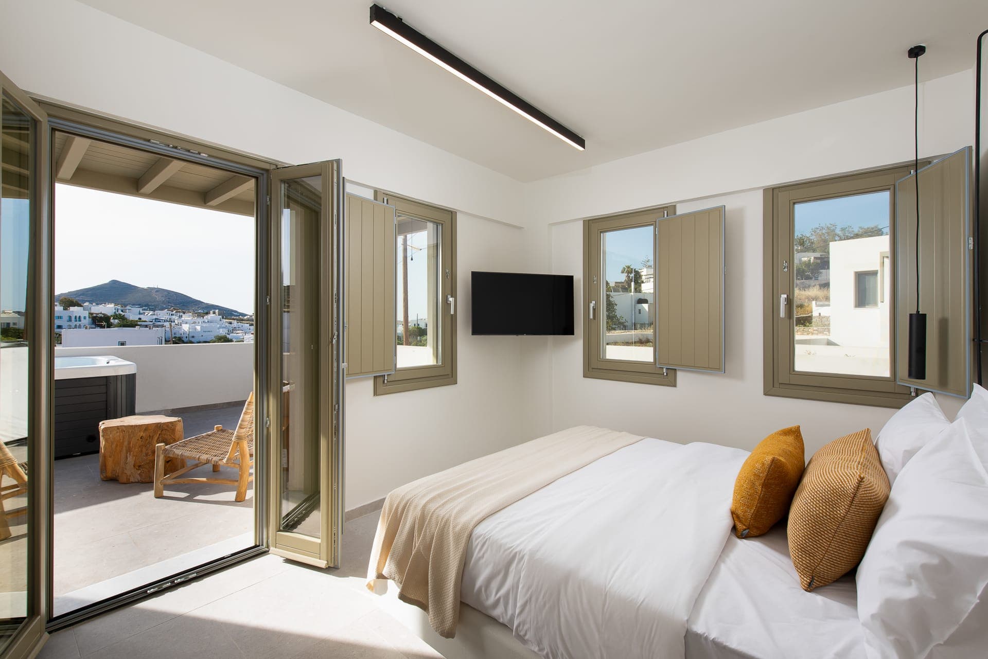 room-types-MAZEEHOTEL-PRJ-0.jpg