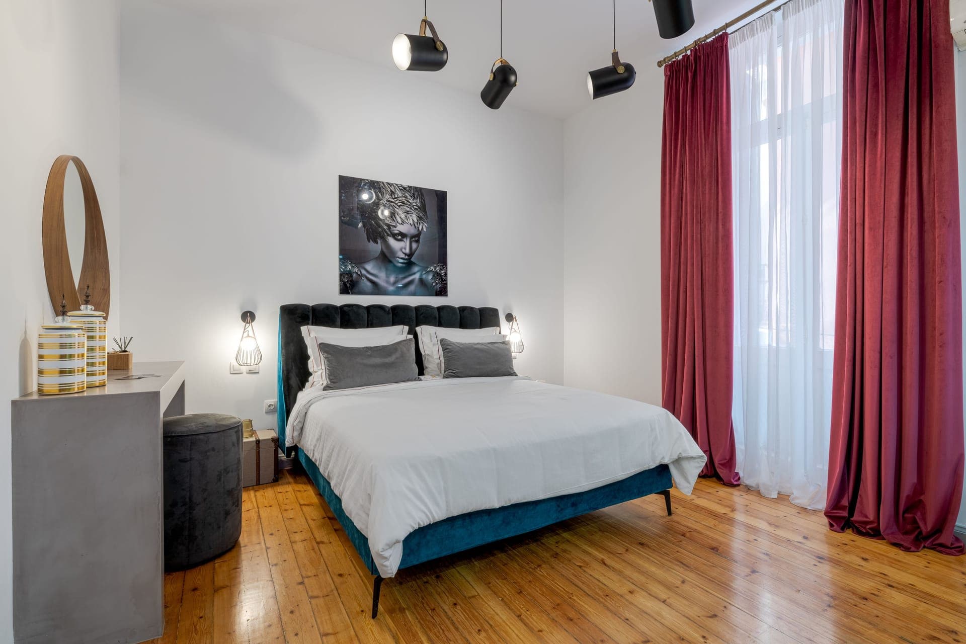 Bedroom, Bed
