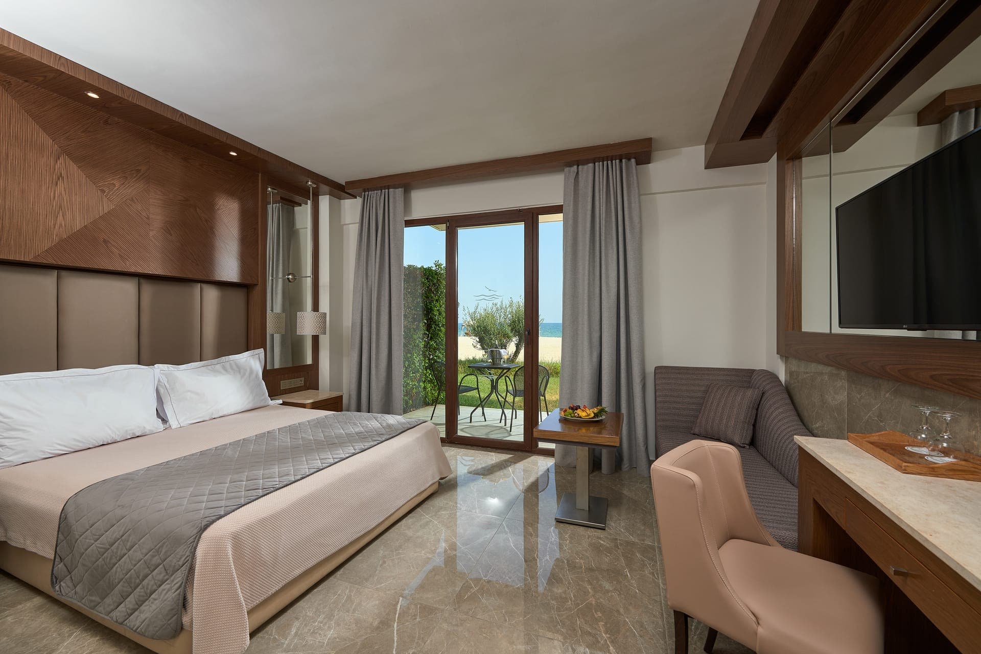room-types-MEDITERVIL-DBLSV-0.jpg