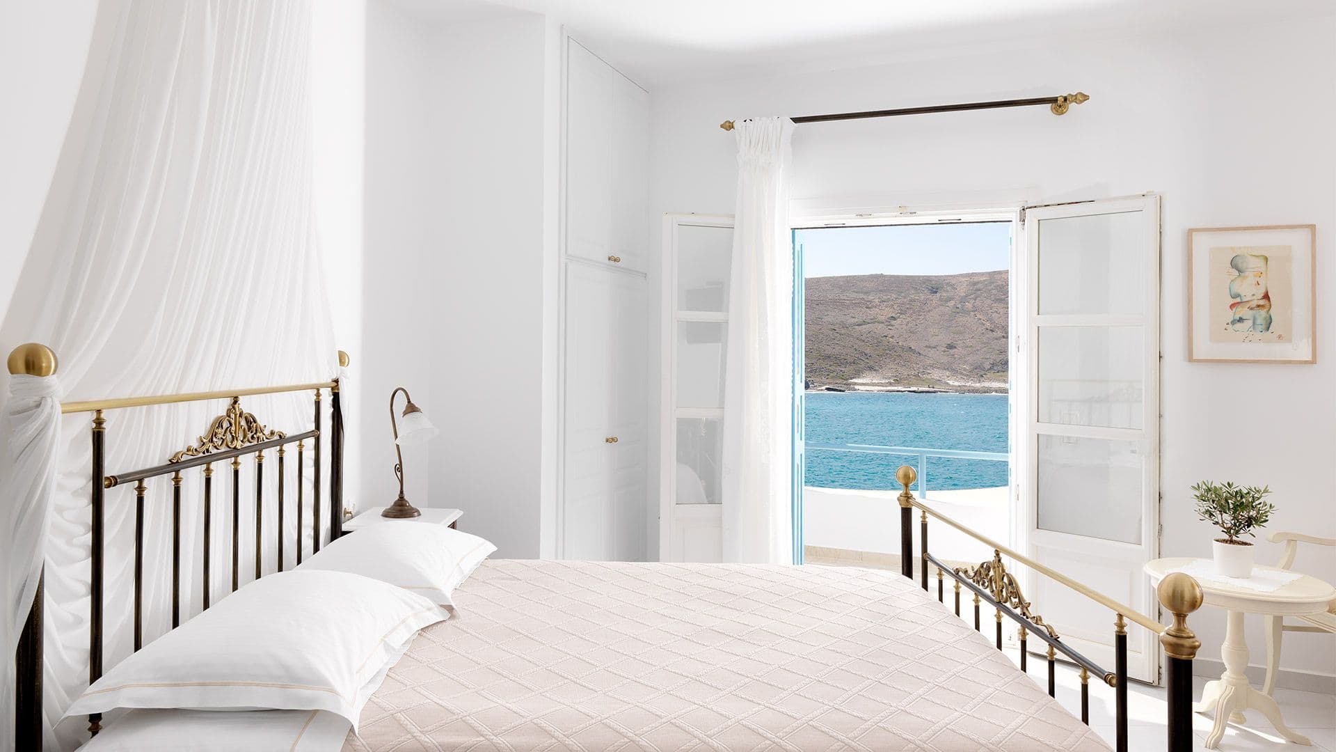 room-types-MELIAN-DLX-0.jpg