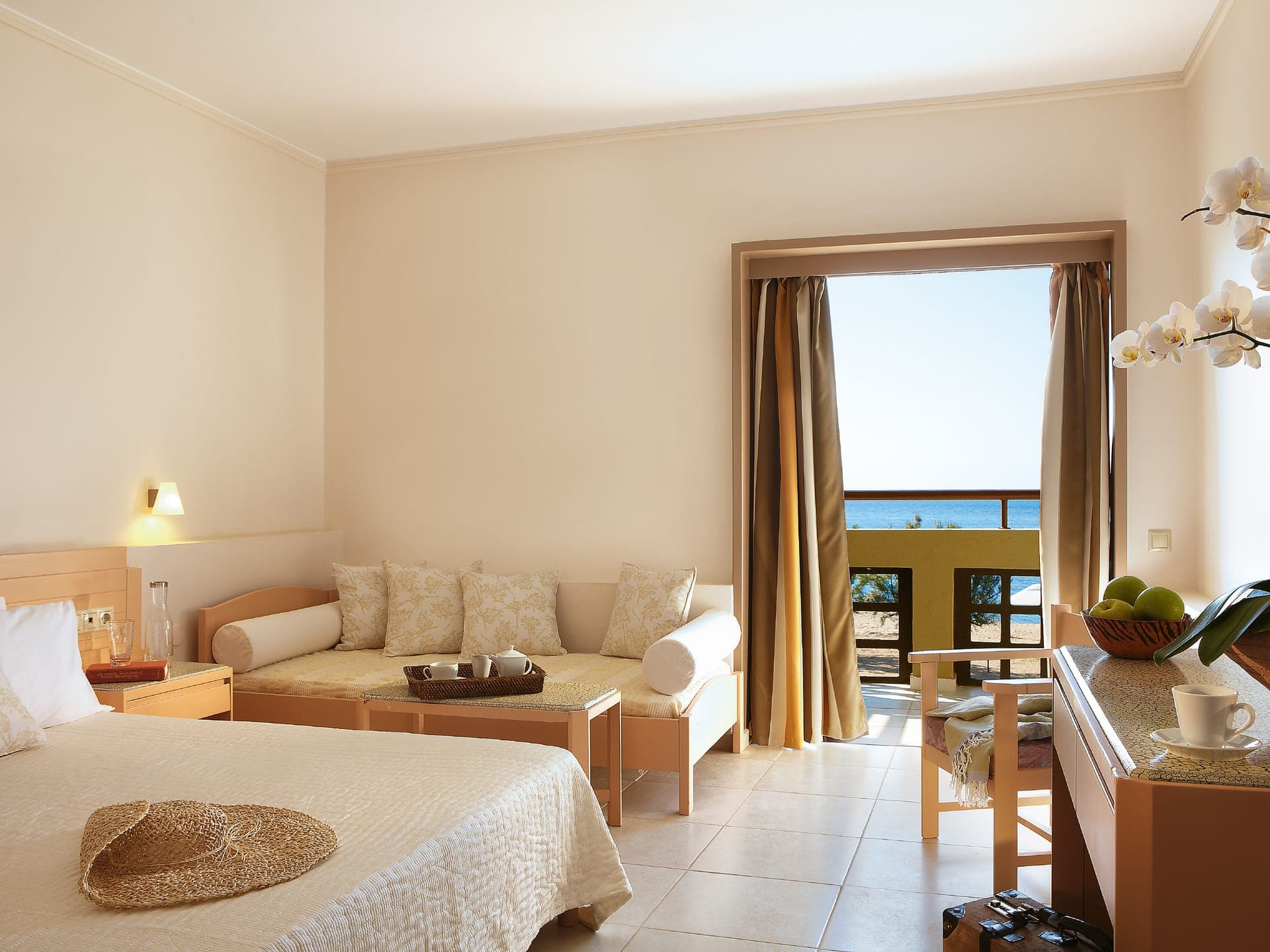 room-types-MELIPALACE-DS-0.jpg