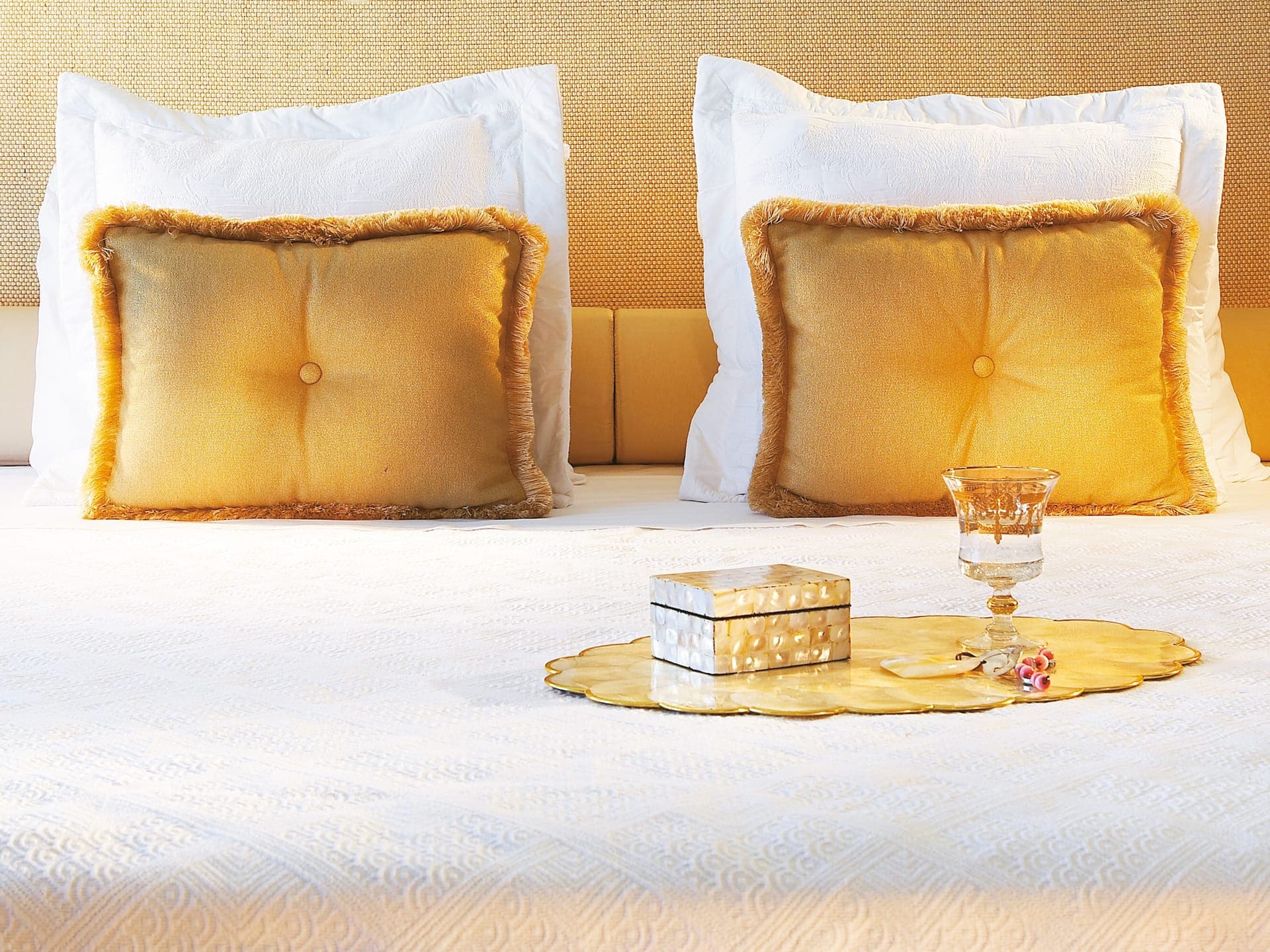 room-types-MELIPALACE-FAMSSS-0.jpg