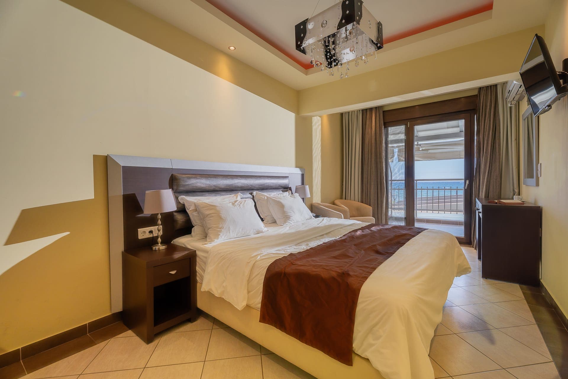 room-types-MELITONINN-EXECUT-0.jpg