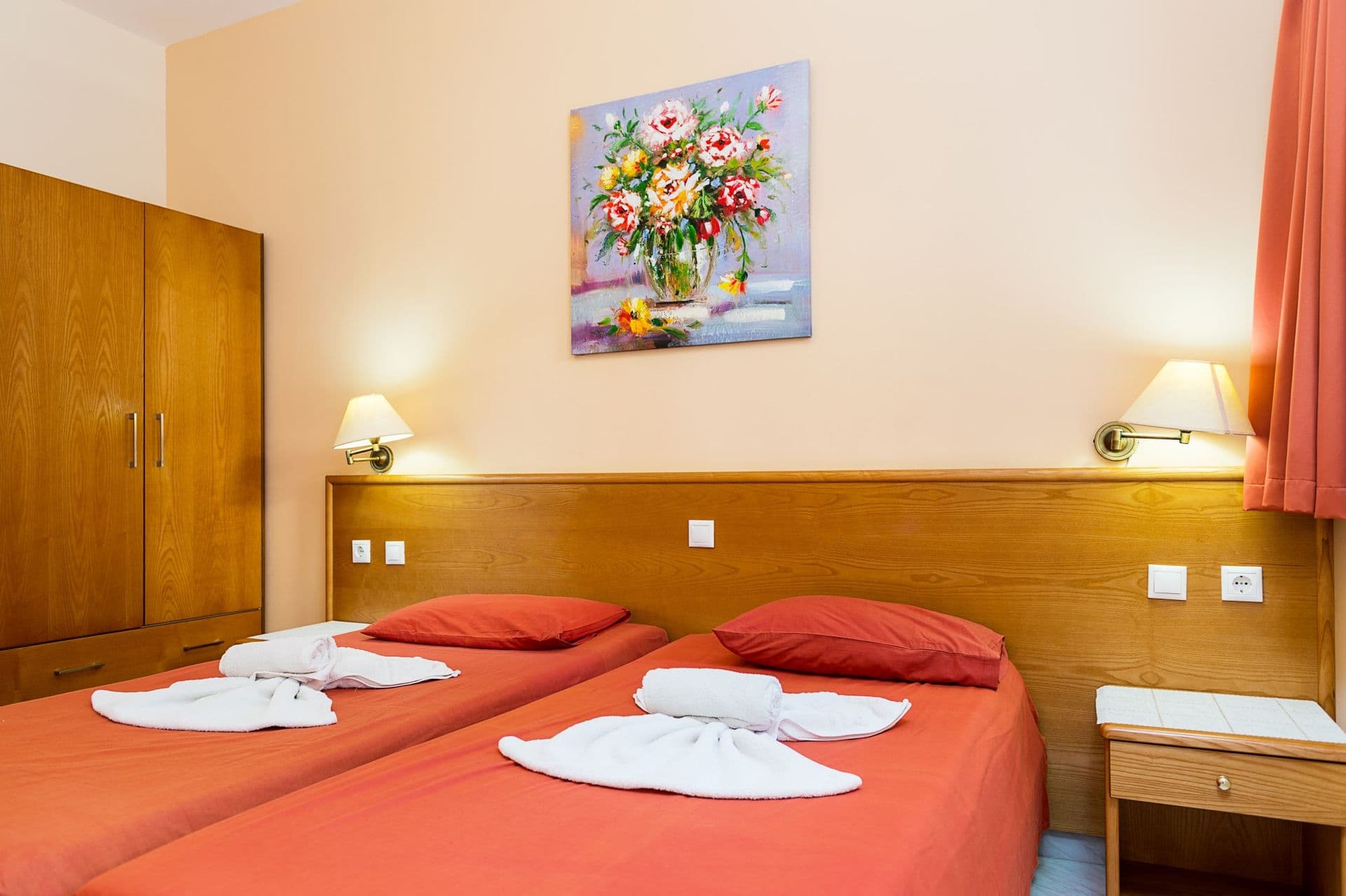 room-types-MEMORIESH-DBL-0.jpg
