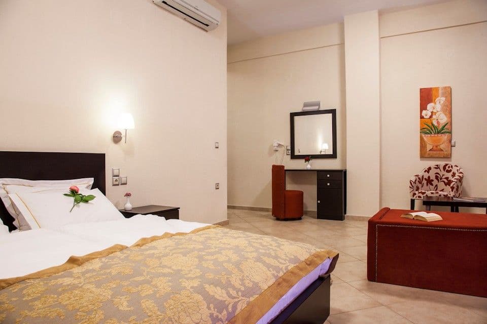 room-types-METEORITIS-JFS-0.jpg