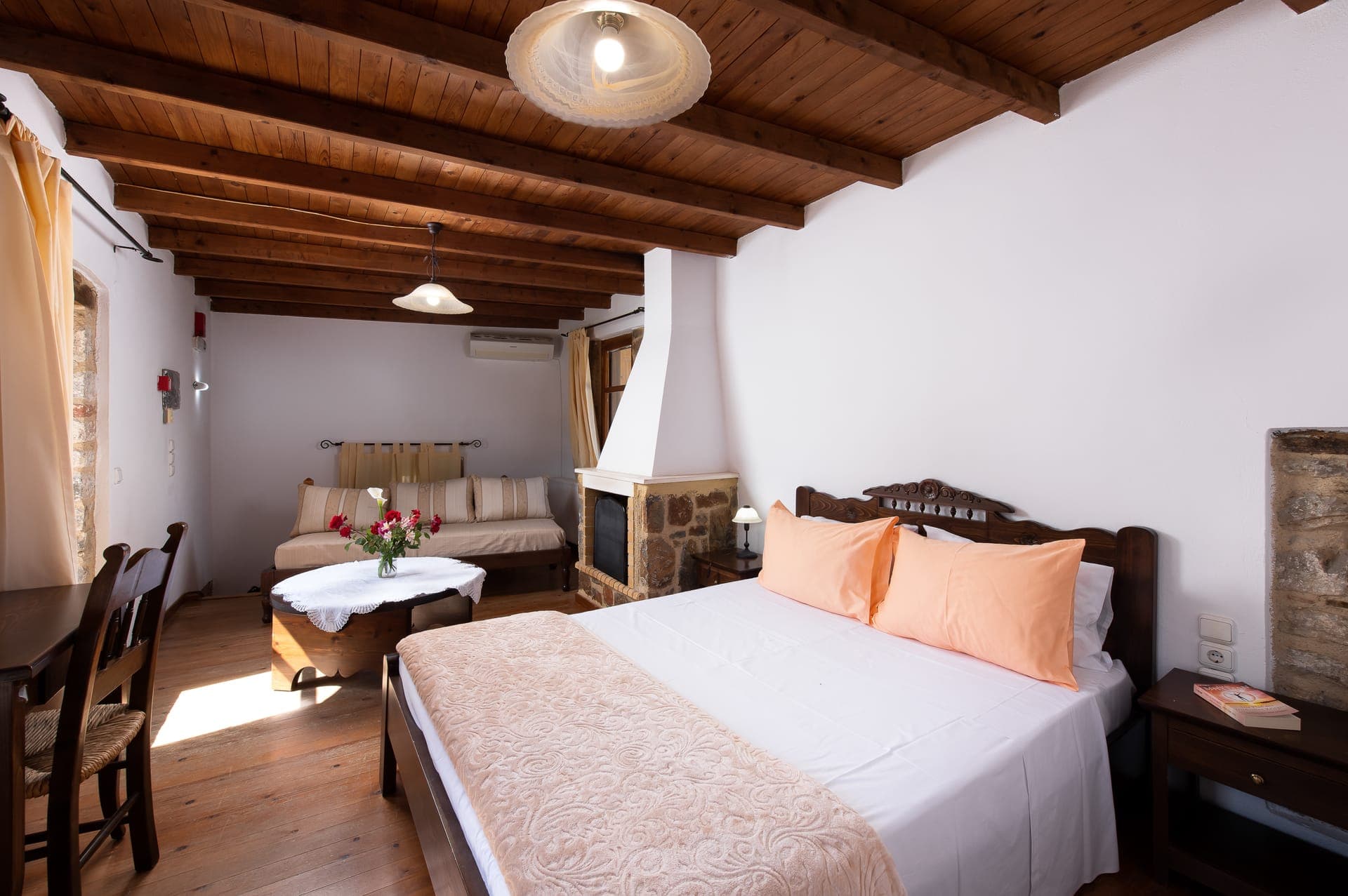 room-types-METOHINAT-MNLV-0.jpg