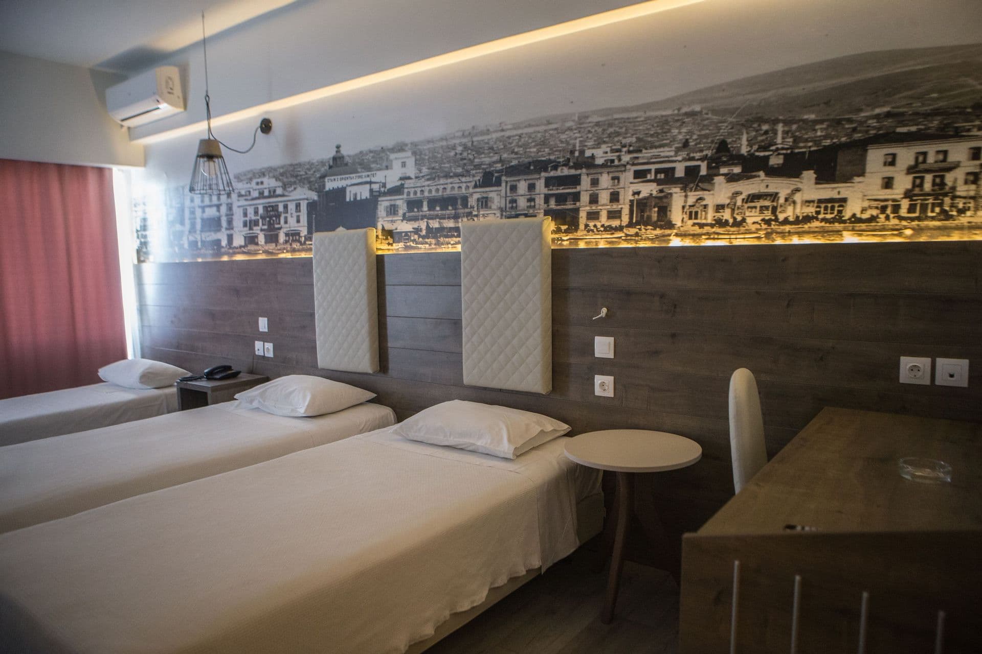 room-types-METROPOLI-TRIPLE-0.jpg