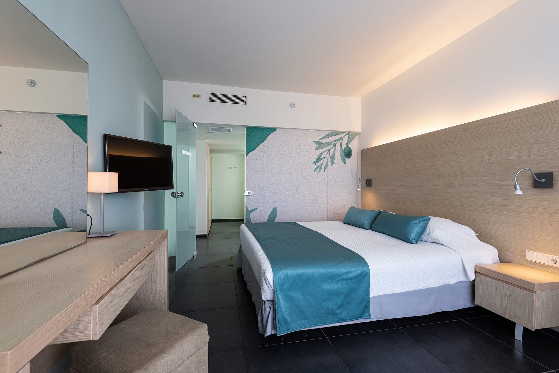 room-types-MIKRIPOLIK-FAMSIV-0.jpg