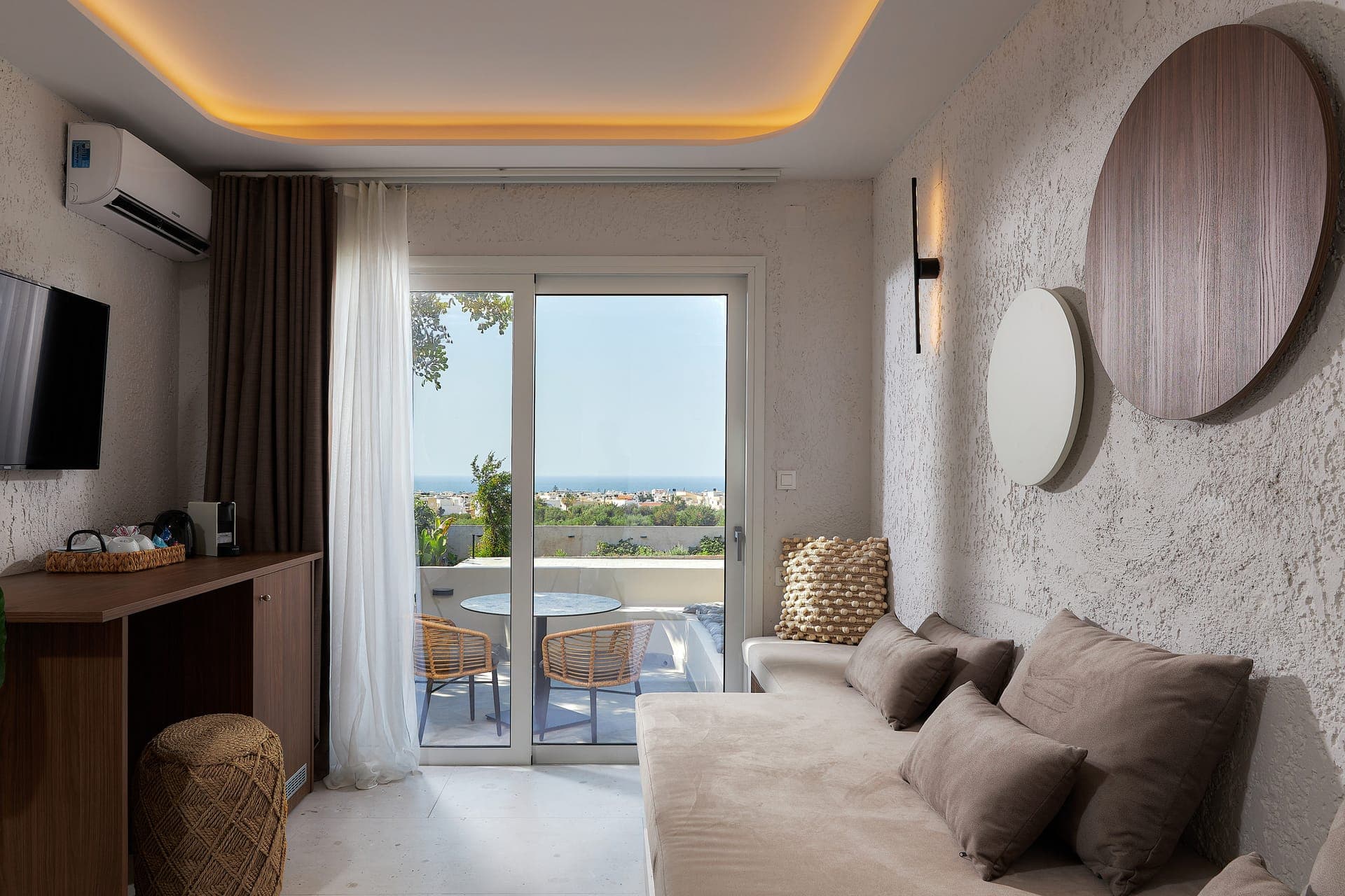 room-types-MILAMALIAS-EXSUI-0.jpg