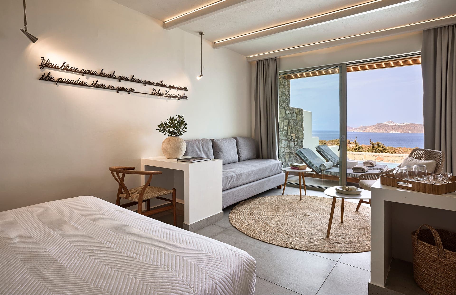 room-types-MILOSRES-DLXTRI-0.jpg