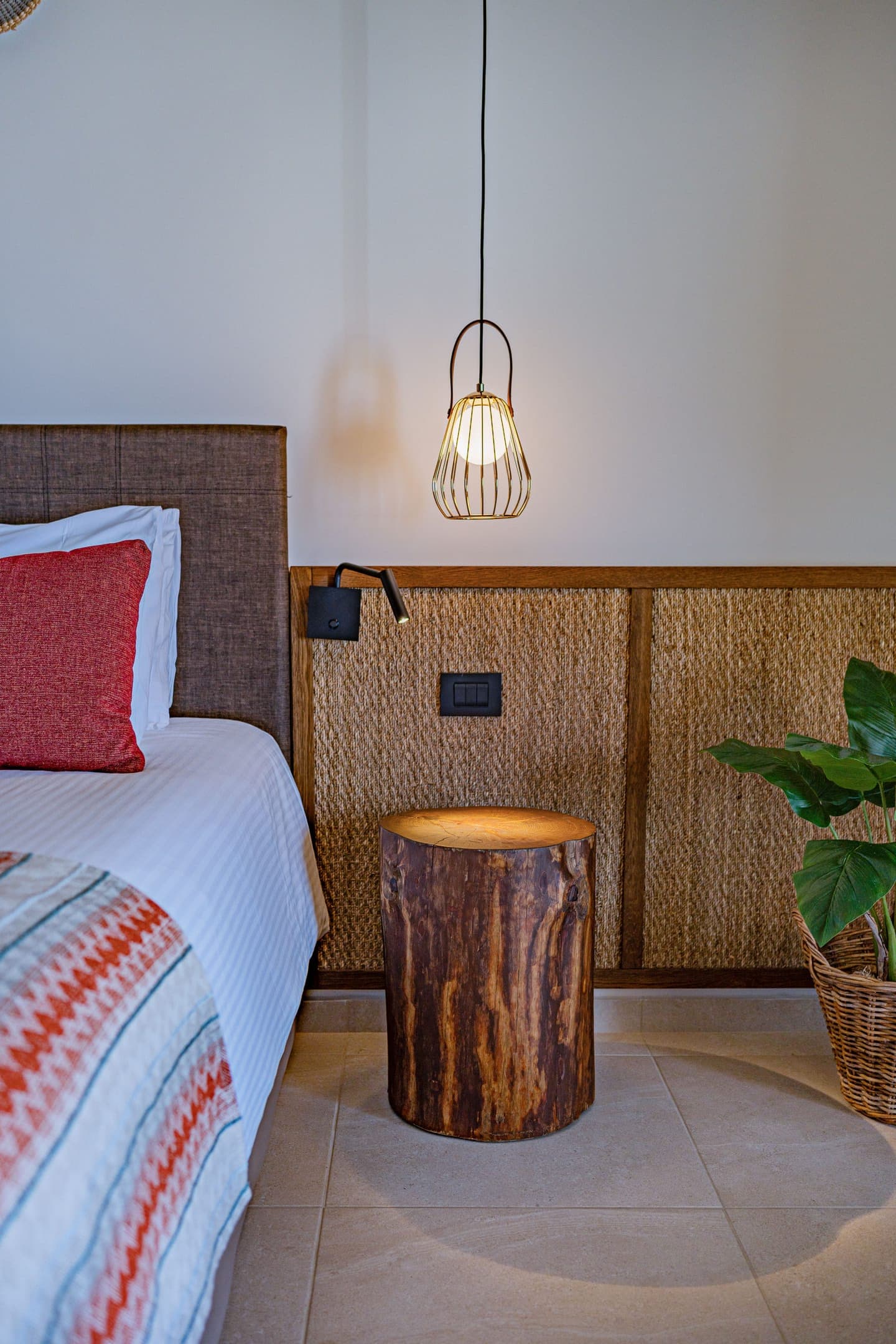 room-types-MINOSAMBAS-DJSUI-0.jpg