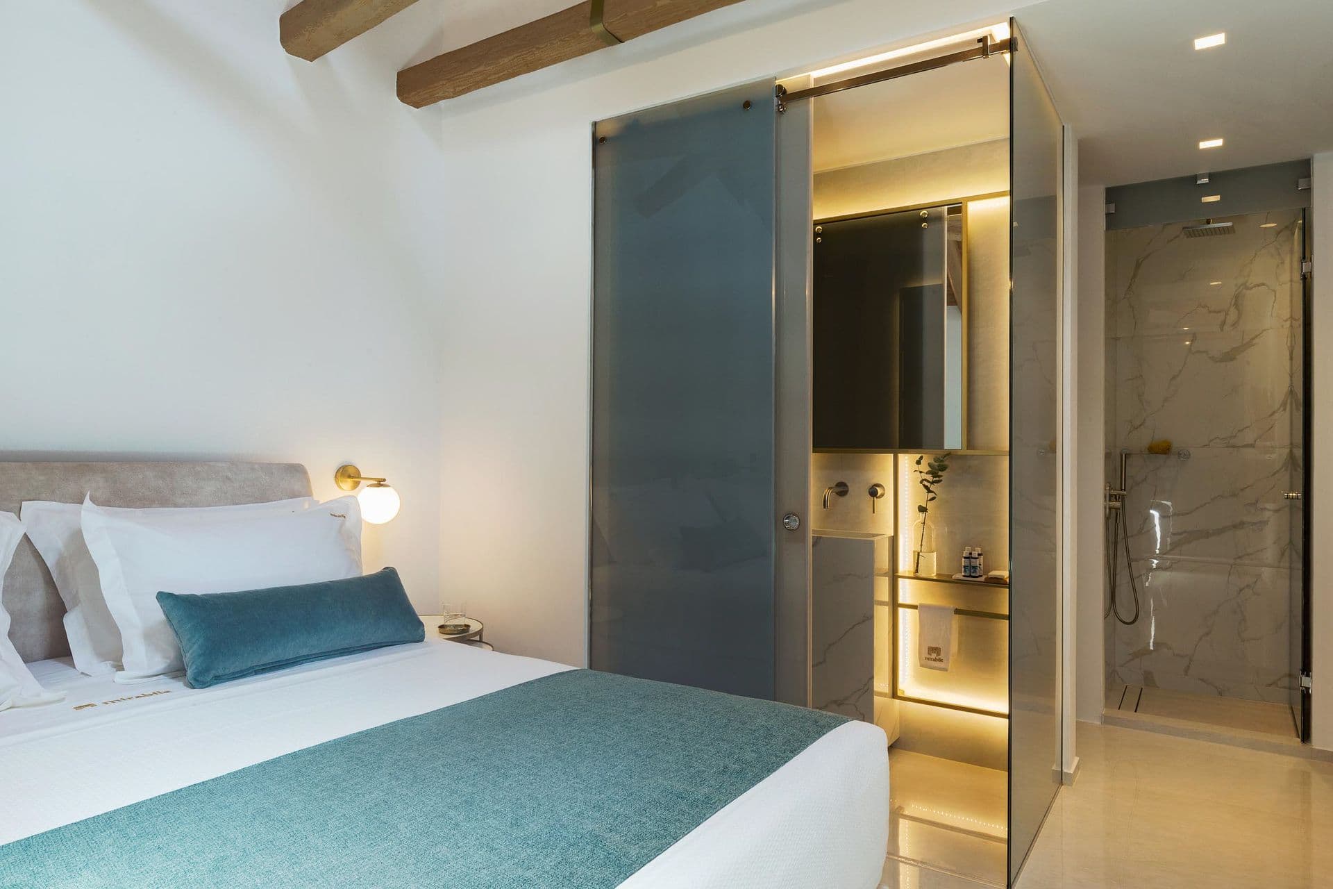Mirabilie Luxury Suites, Chania, Crete