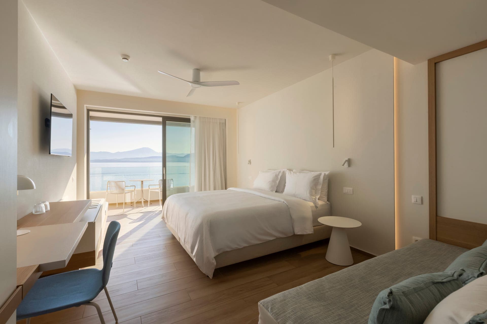 room-types-MIRAGECHAL-DBLD-0.jpg