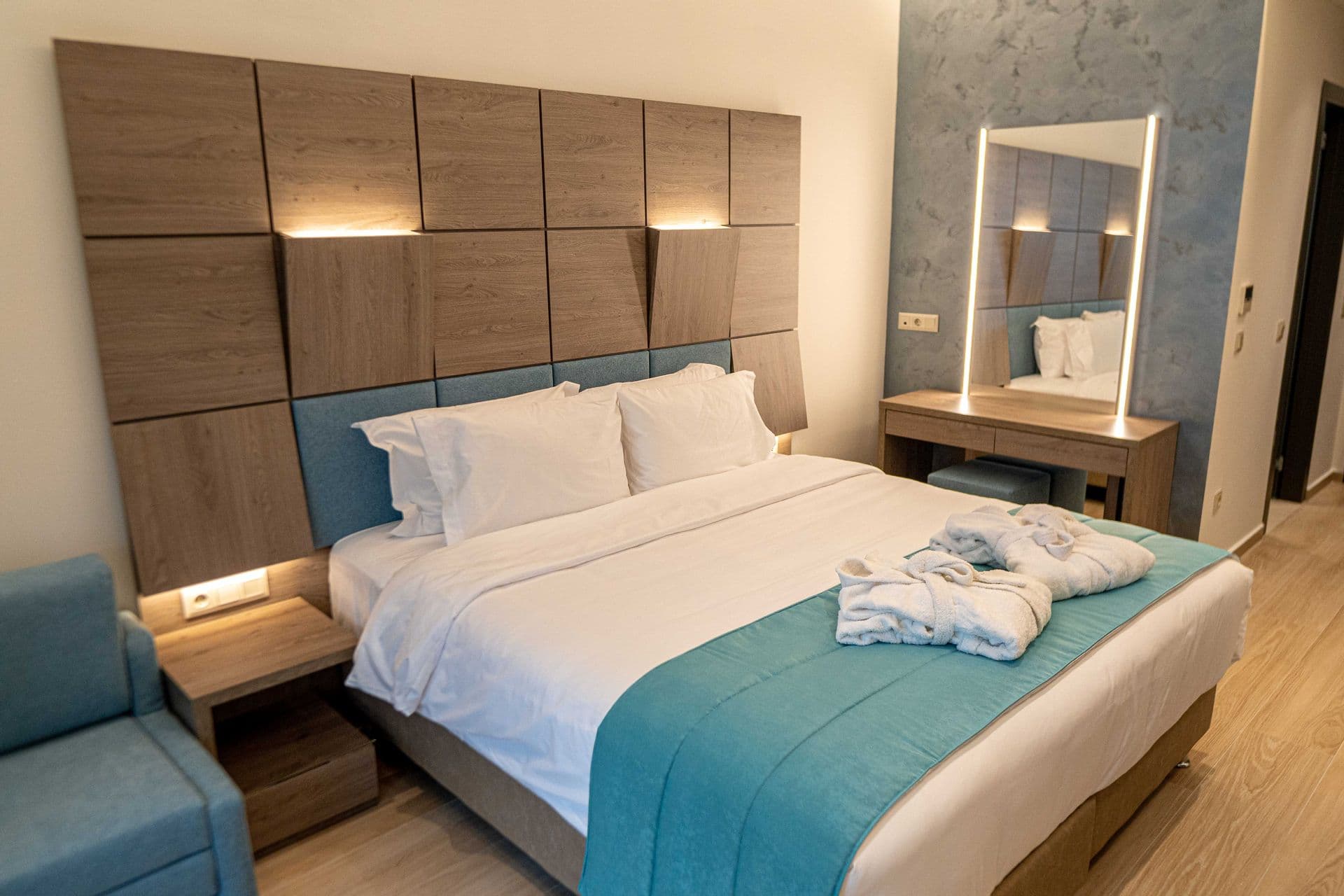 room-types-MIRROR-DDR-0.jpg