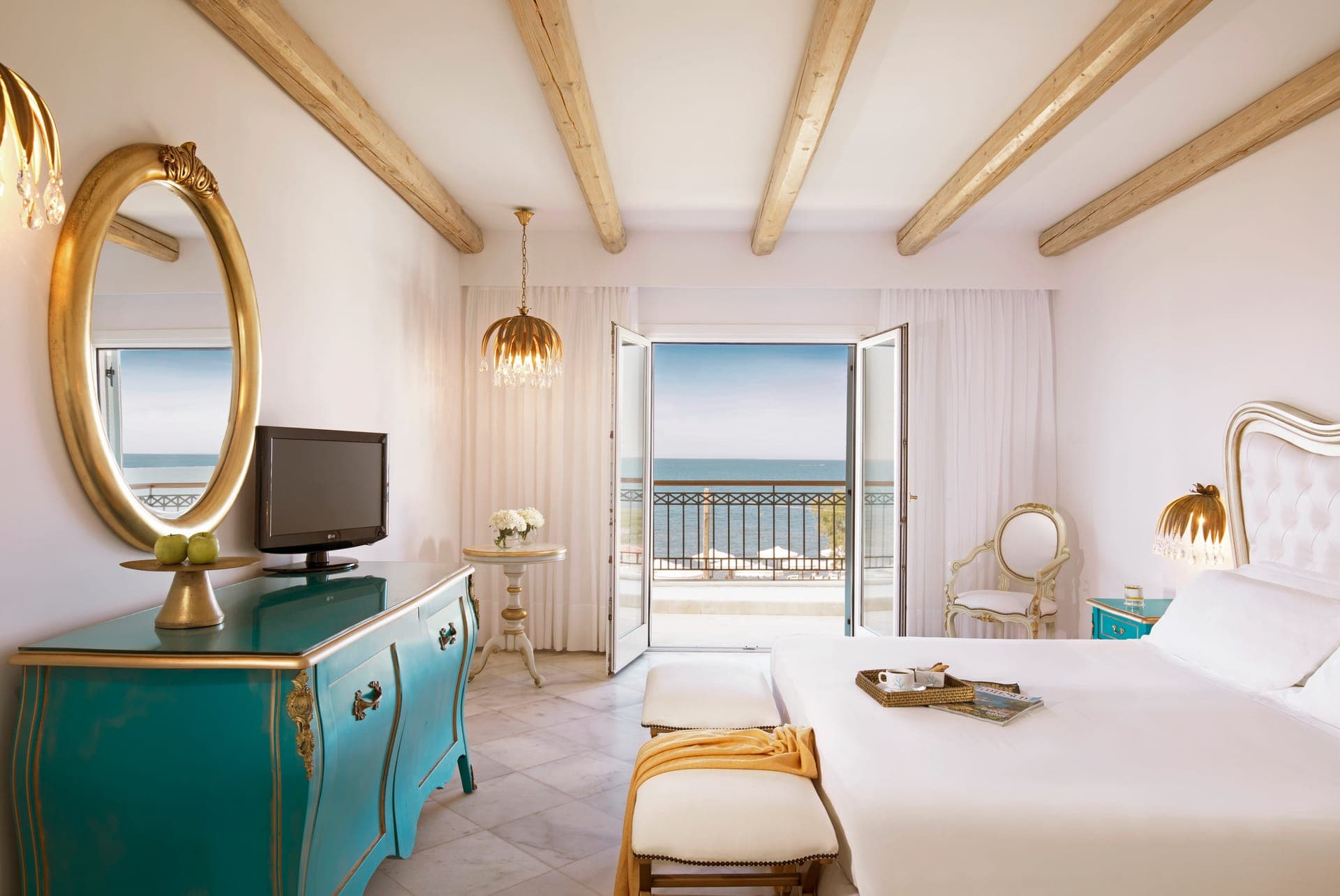 room-types-MLAGUNA-BUSVSF-0.jpg