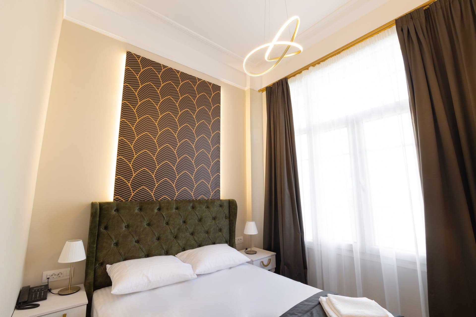 room-types-MODERNHTL-FAMILY-0.jpg