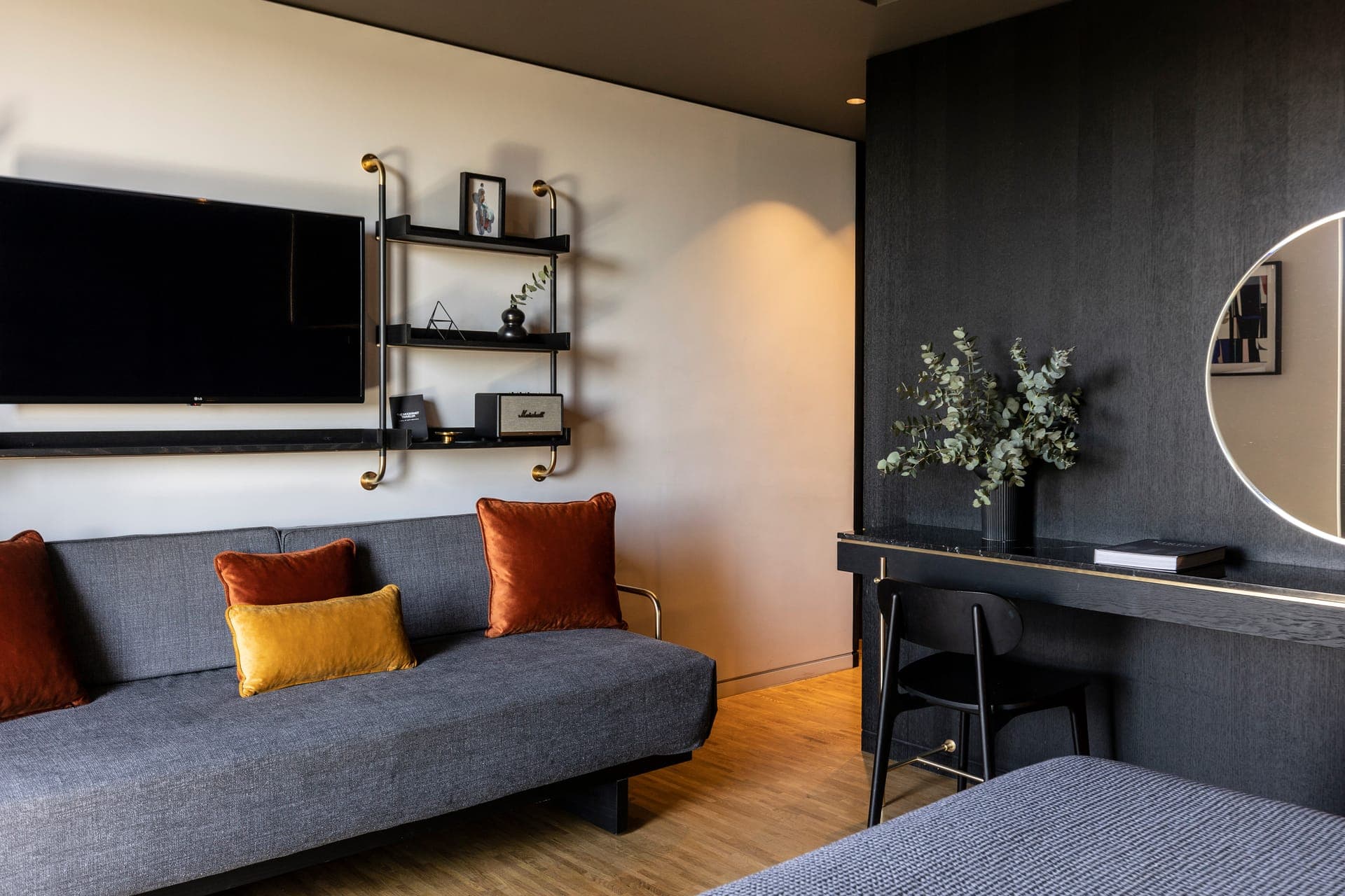 room-types-MODERNISTA-TRIPLE-0.jpg